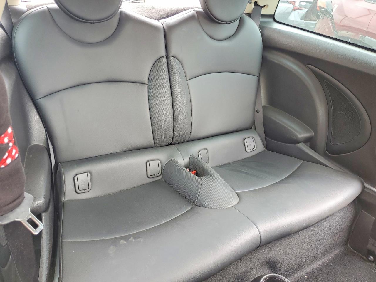 2012 Mini Cooper Turquoise vin: WMWSU3C5XCT260136