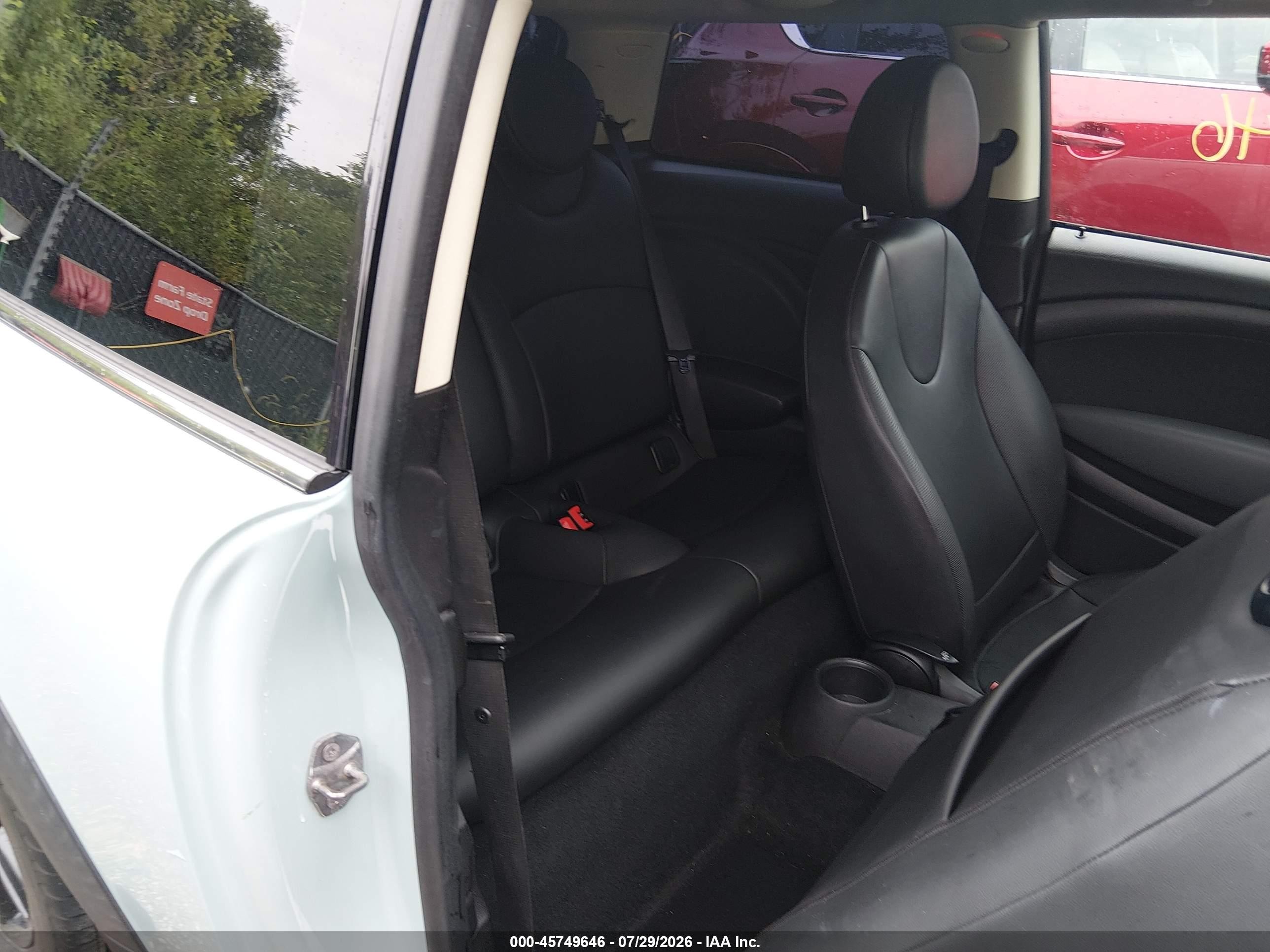 2012 Mini Cooper   Green vin: WMWSU3C5XCT264316