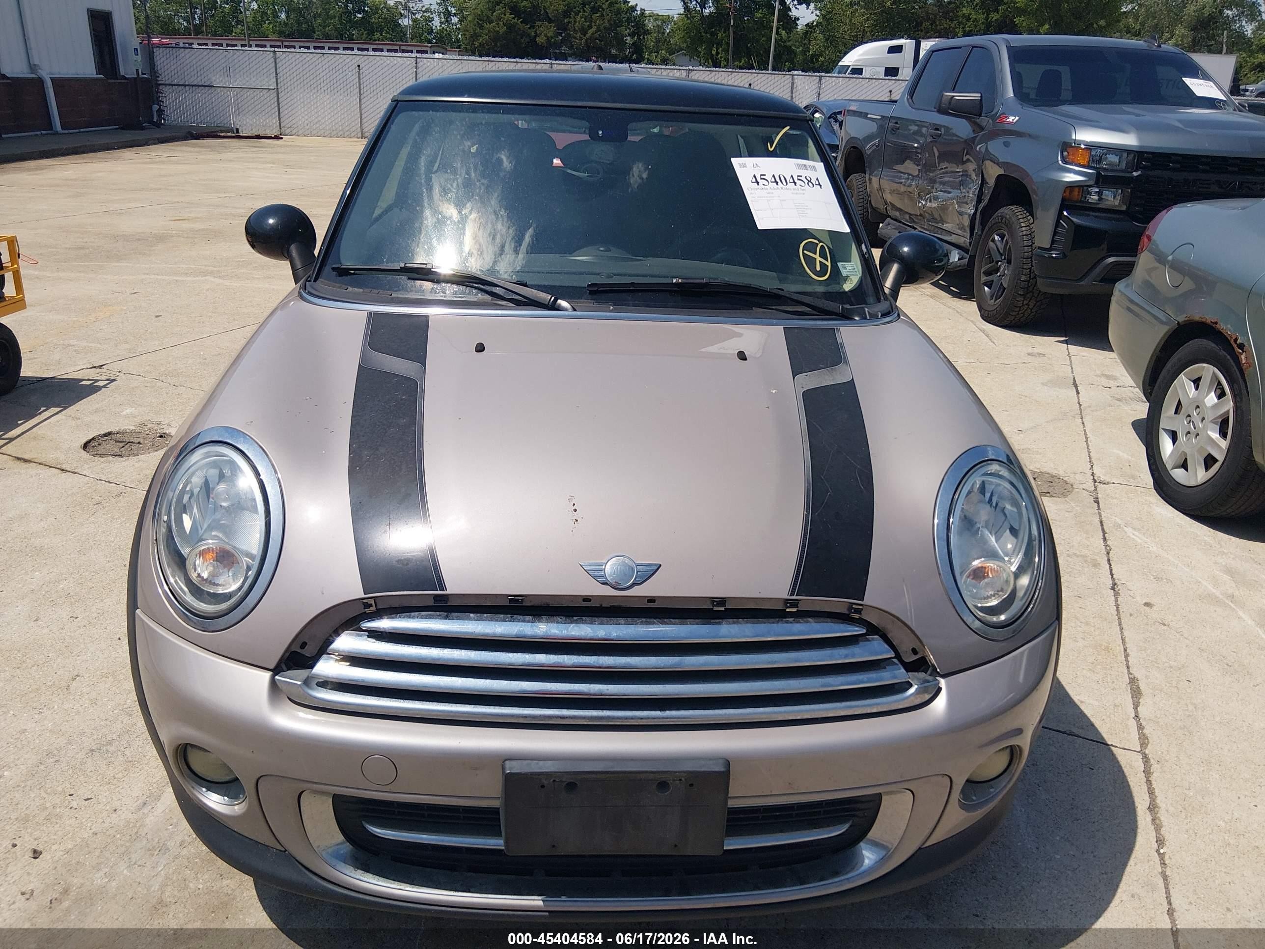 2013 Mini Hardtop Cooper Gray vin: WMWSU3C5XDT373389