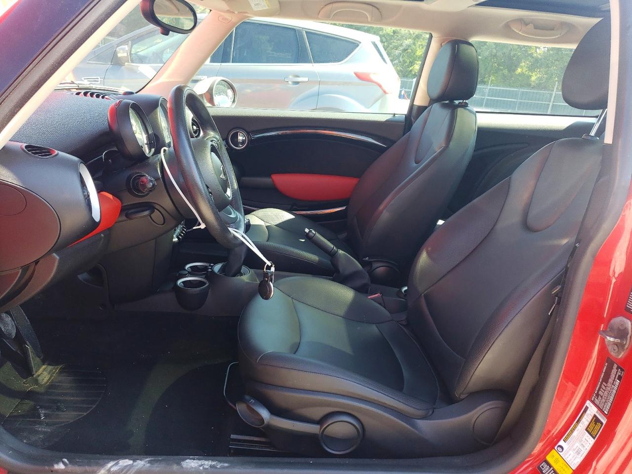 2013 Mini Cooper Красный vin: WMWSU3C5XDT375708