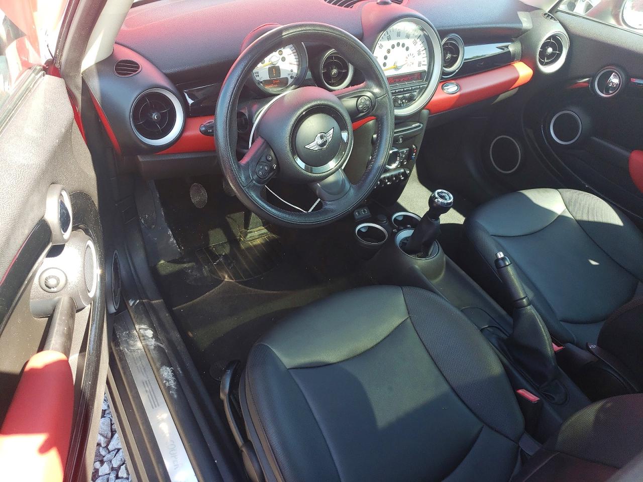2013 Mini Cooper Красный vin: WMWSU3C5XDT375708