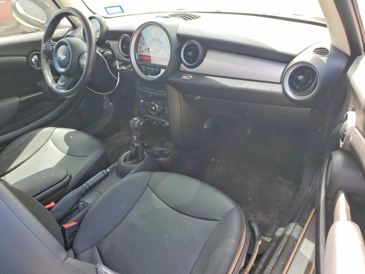 2013 Mini Cooper Кремовый vin: WMWSU3C5XDT685048