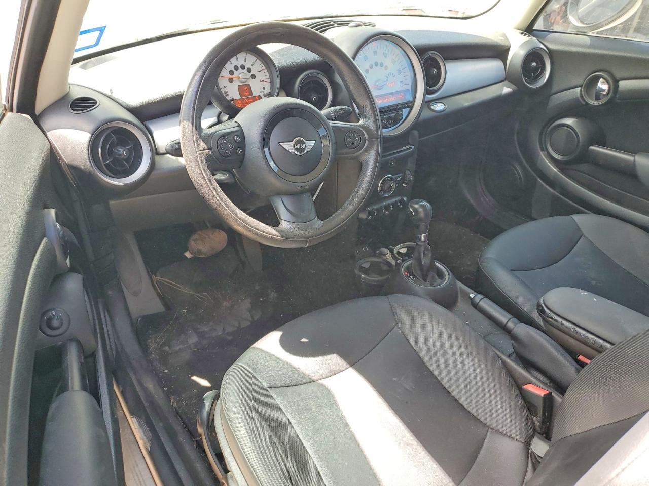 2013 Mini Cooper Кремовый vin: WMWSU3C5XDT685048