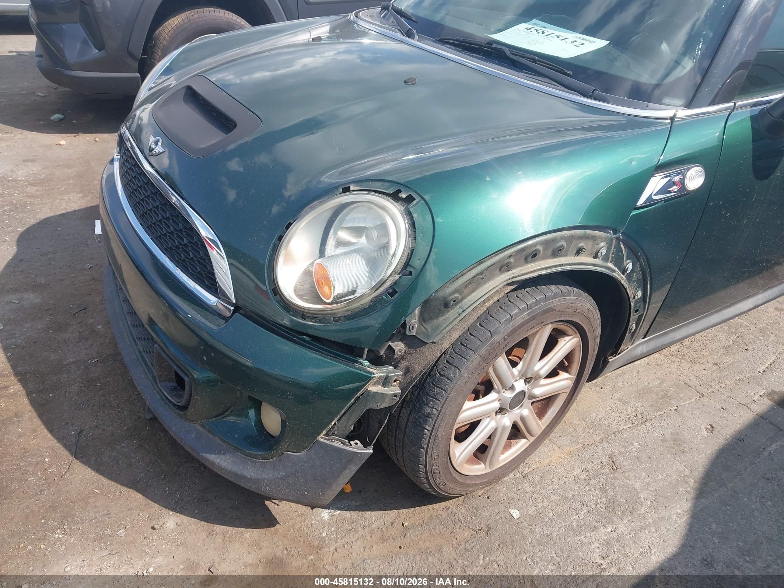 2011 Mini Cooper S   Зеленый vin: WMWSV3C50BTY13467