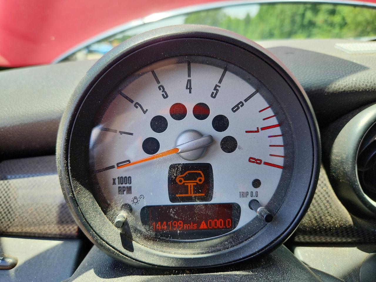 2011 Mini Cooper S Red vin: WMWSV3C50BTY25229