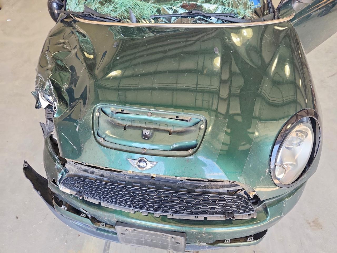 2012 Mini Cooper S Green vin: WMWSV3C50CTY28990