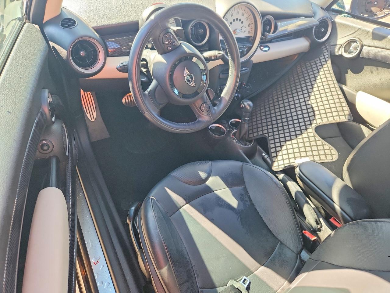 2013 Mini Cooper S Серебряный vin: WMWSV3C50DT390246