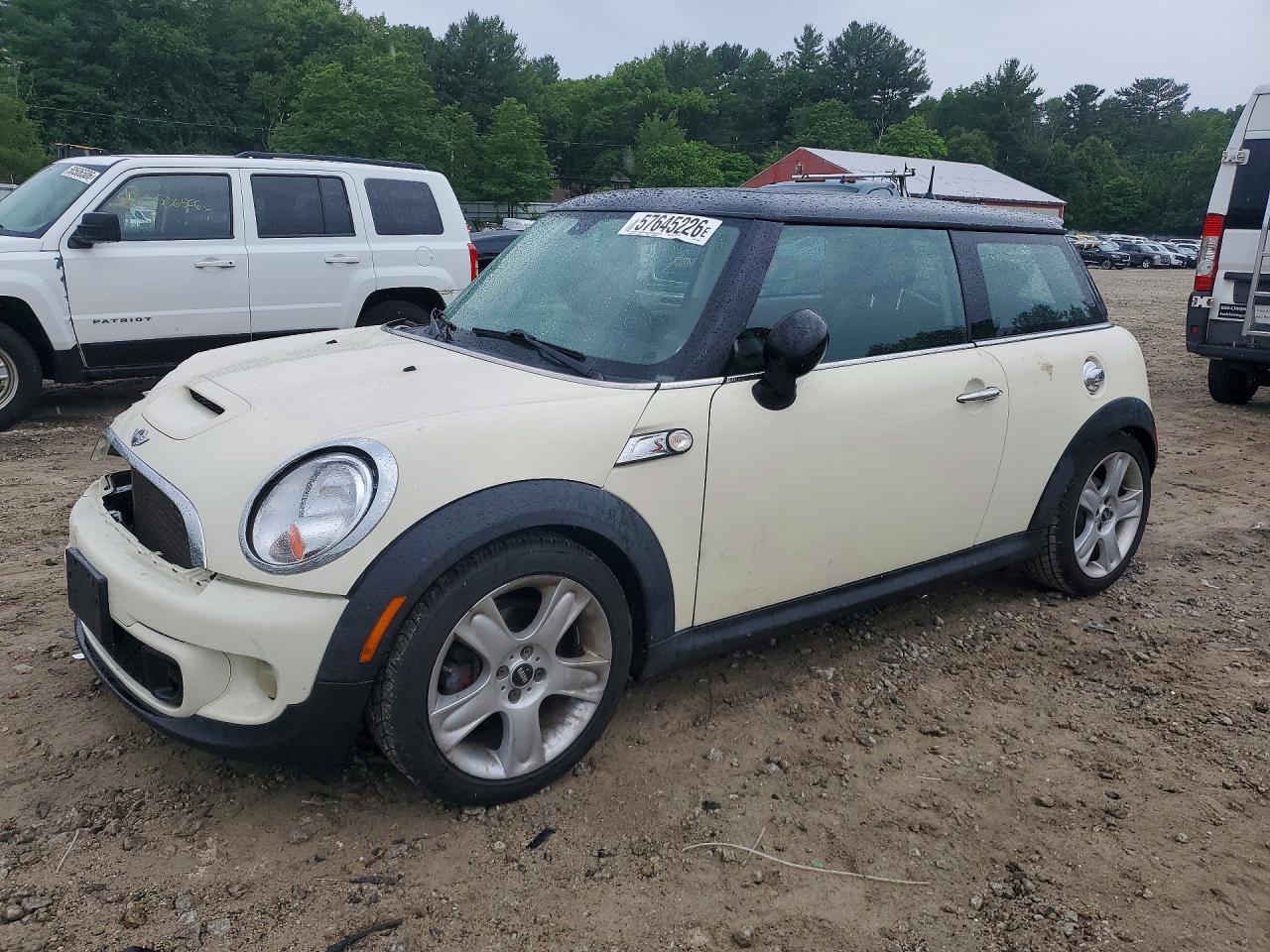 2011 Mini Cooper S Cream vin: WMWSV3C51BTY10691