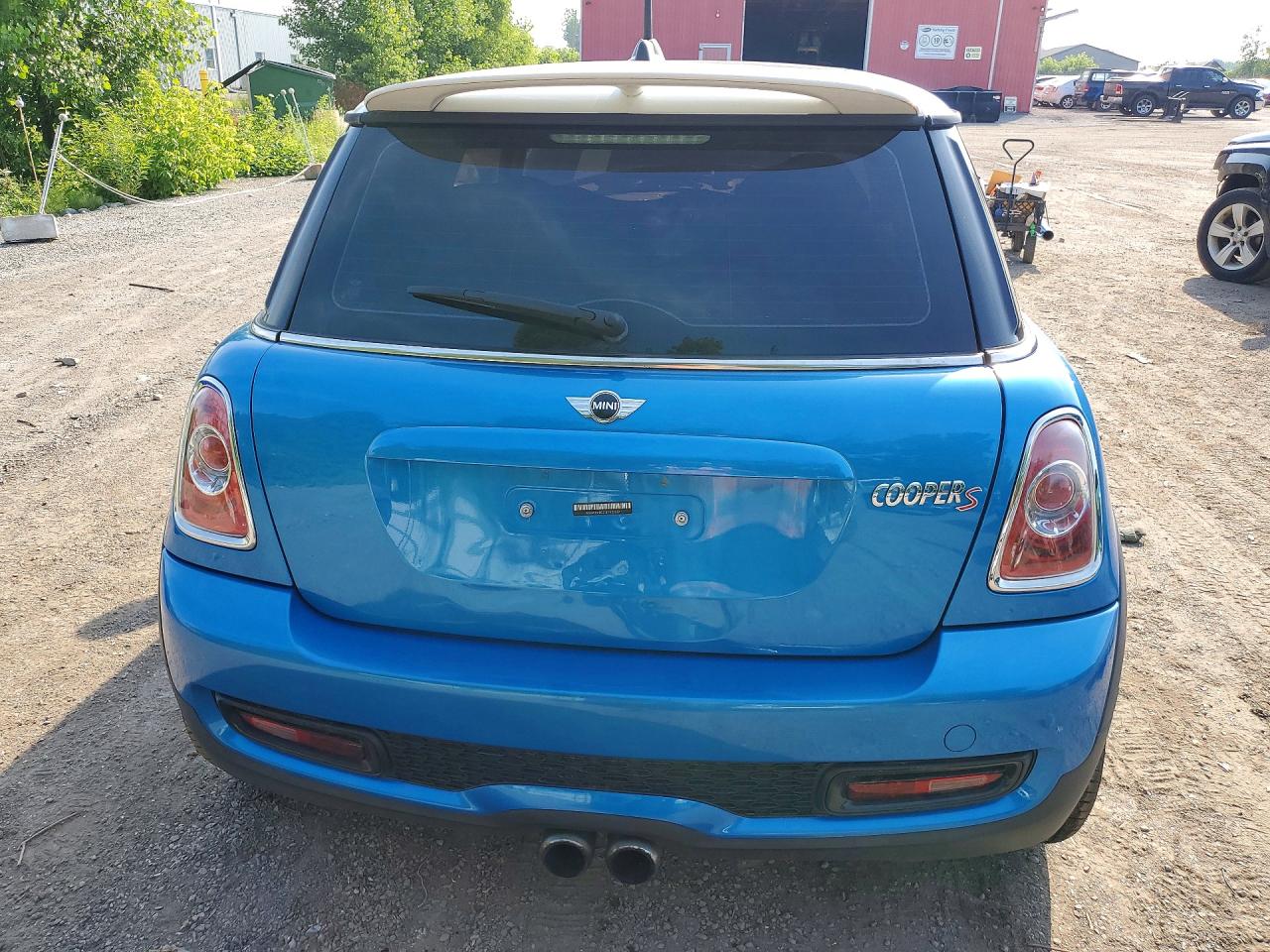 2011 Mini Cooper John Cooper Works Clubman All4 Blue vin: WMWSV3C51BTY22839