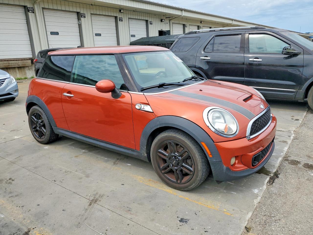 2012 Mini Cooper S Orange vin: WMWSV3C51CTY18047