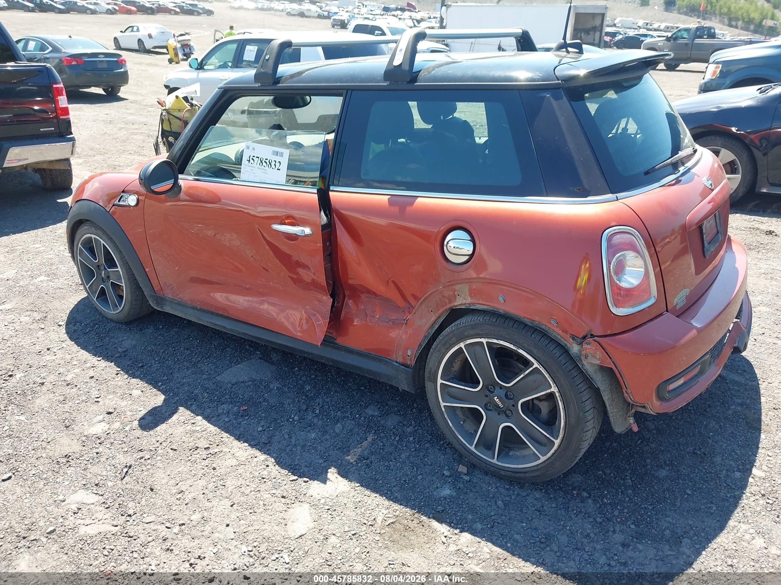 2012 Mini Cooper S   Orange vin: WMWSV3C51CTY26844