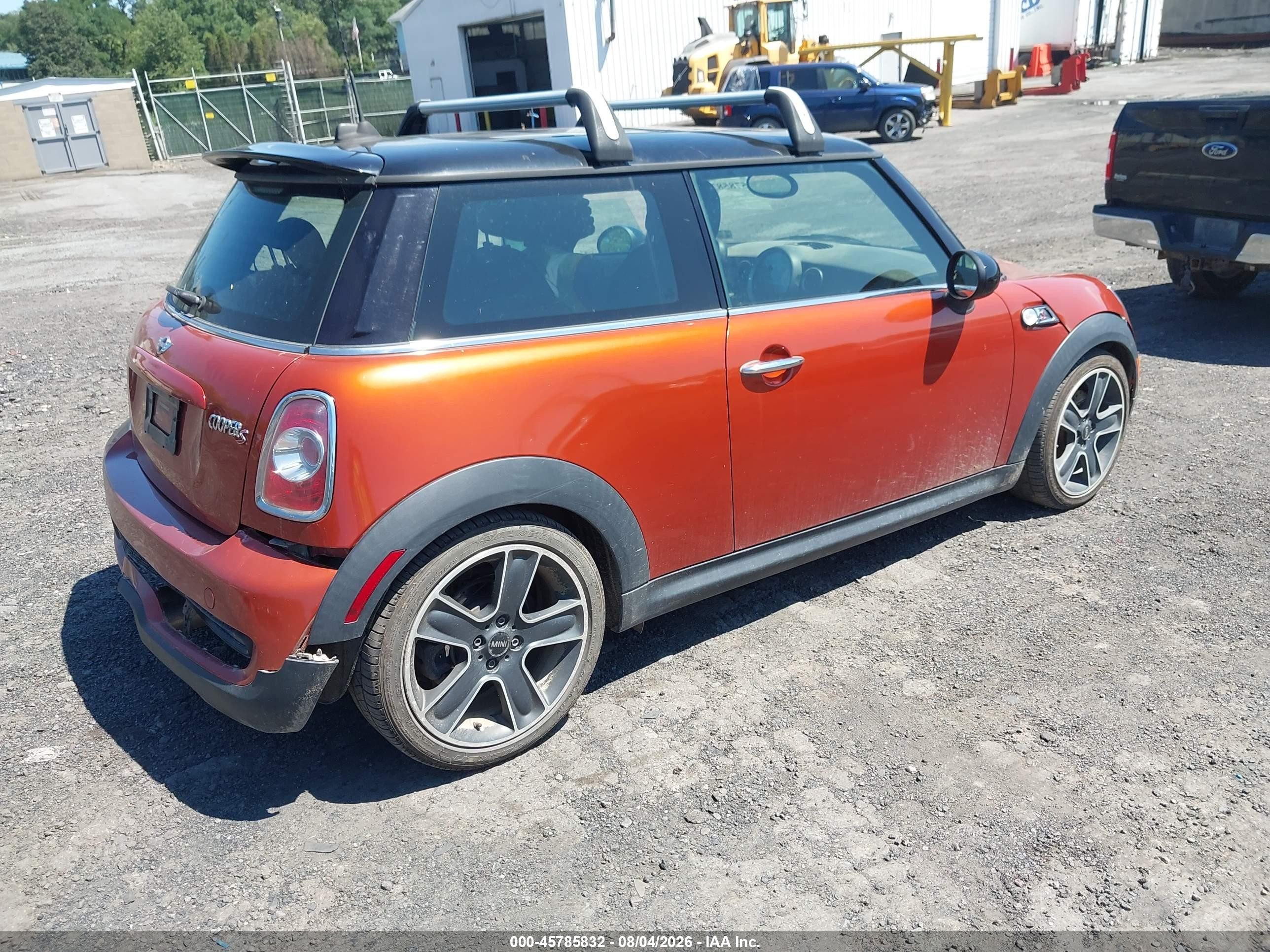 2012 Mini Cooper S   Orange vin: WMWSV3C51CTY26844