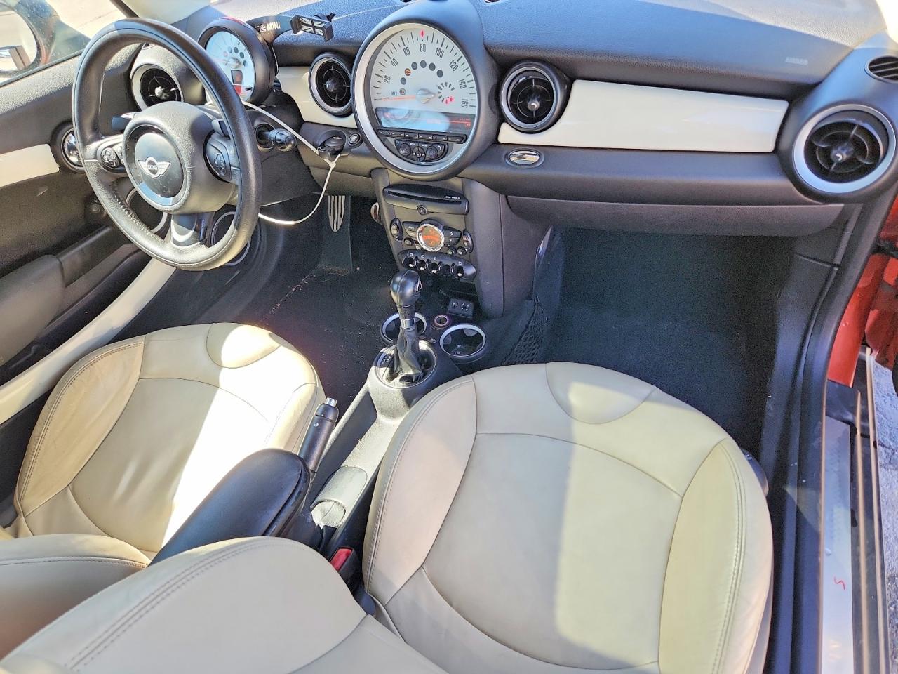 2013 Mini Cooper S Orange vin: WMWSV3C51DT388490