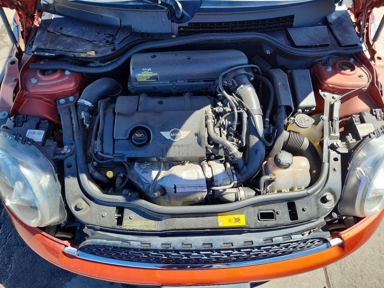 2013 Mini Cooper S Orange vin: WMWSV3C51DT388490