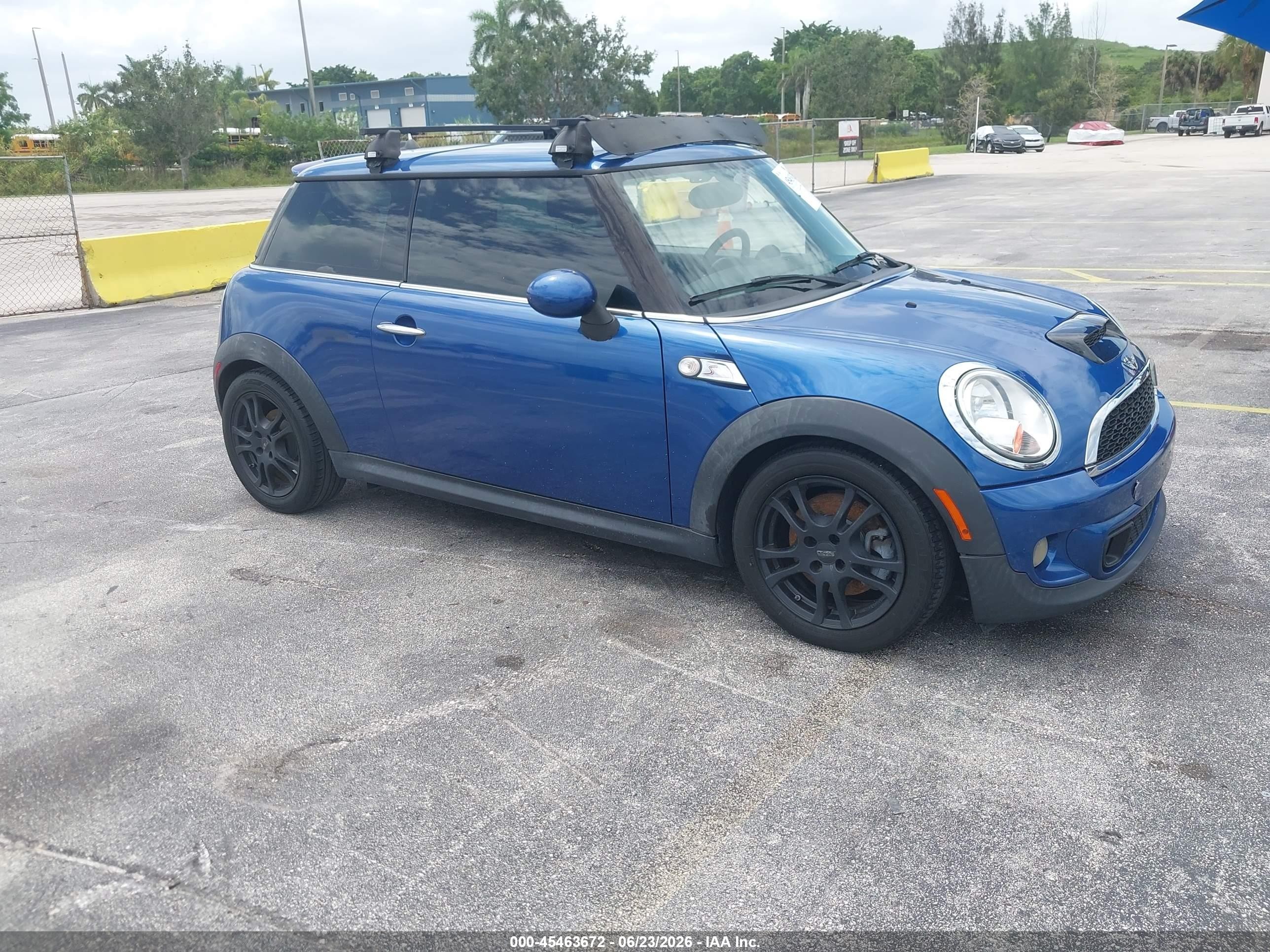 2013 Mini Hardtop Cooper S Blue vin: WMWSV3C51DT391938