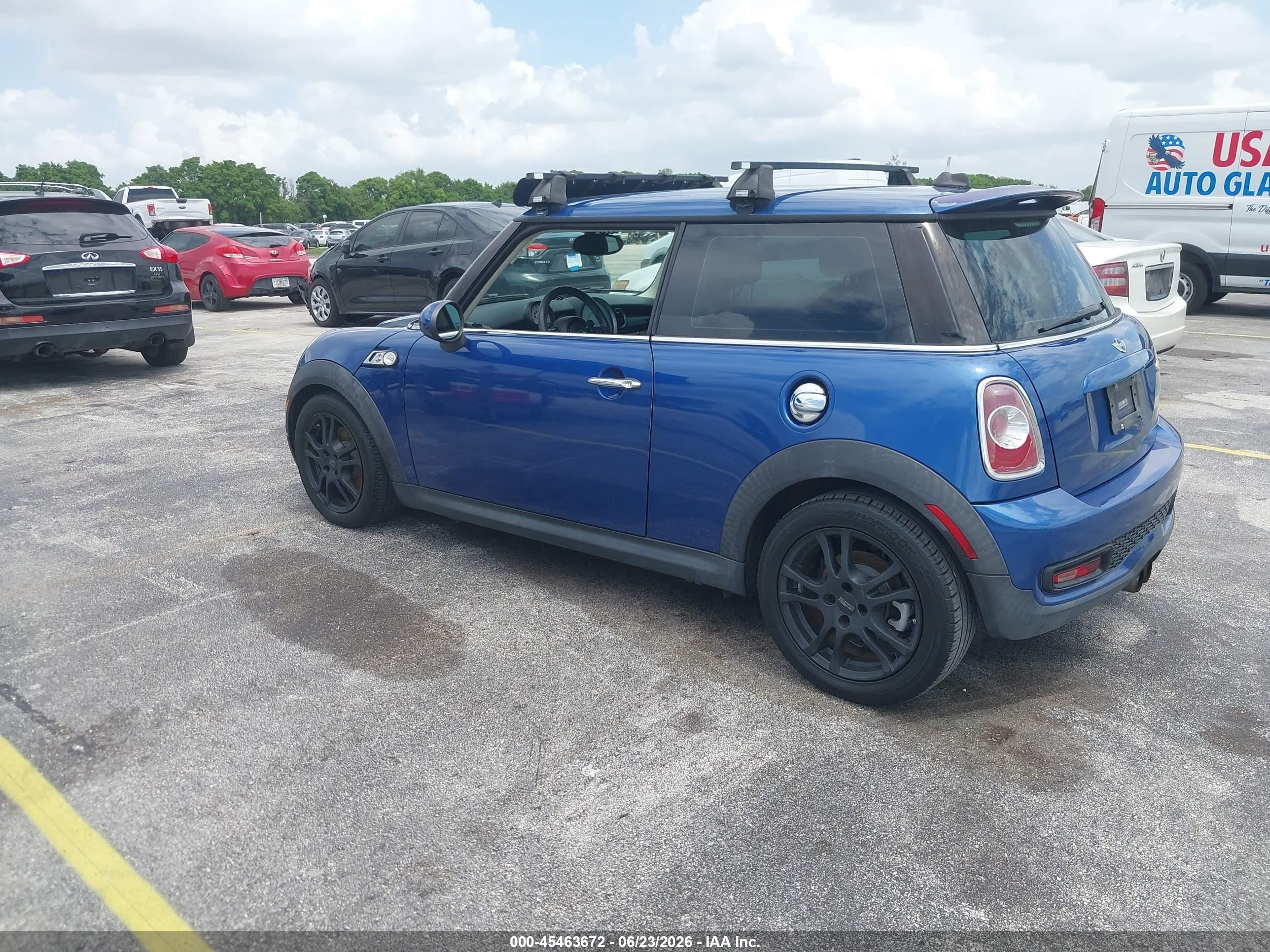 2013 Mini Hardtop Cooper S Blue vin: WMWSV3C51DT391938