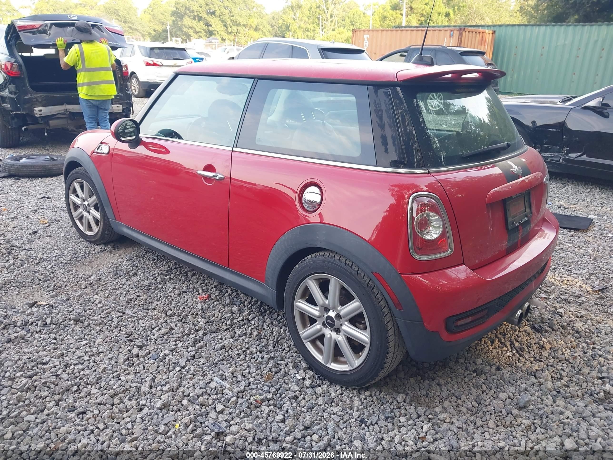 2013 Mini Hardtop Cooper S Red vin: WMWSV3C51DT396170