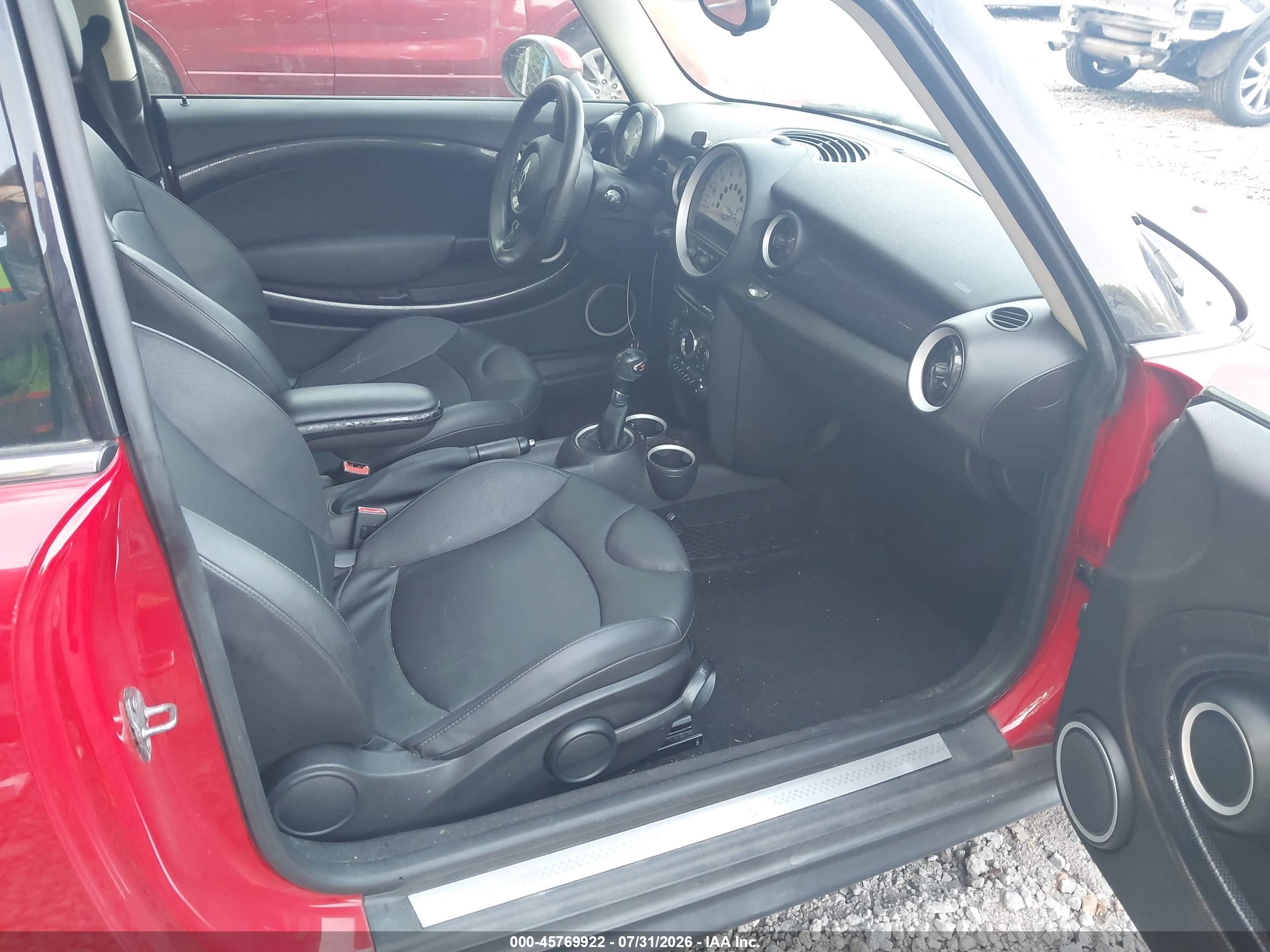 2013 Mini Hardtop Cooper S Red vin: WMWSV3C51DT396170