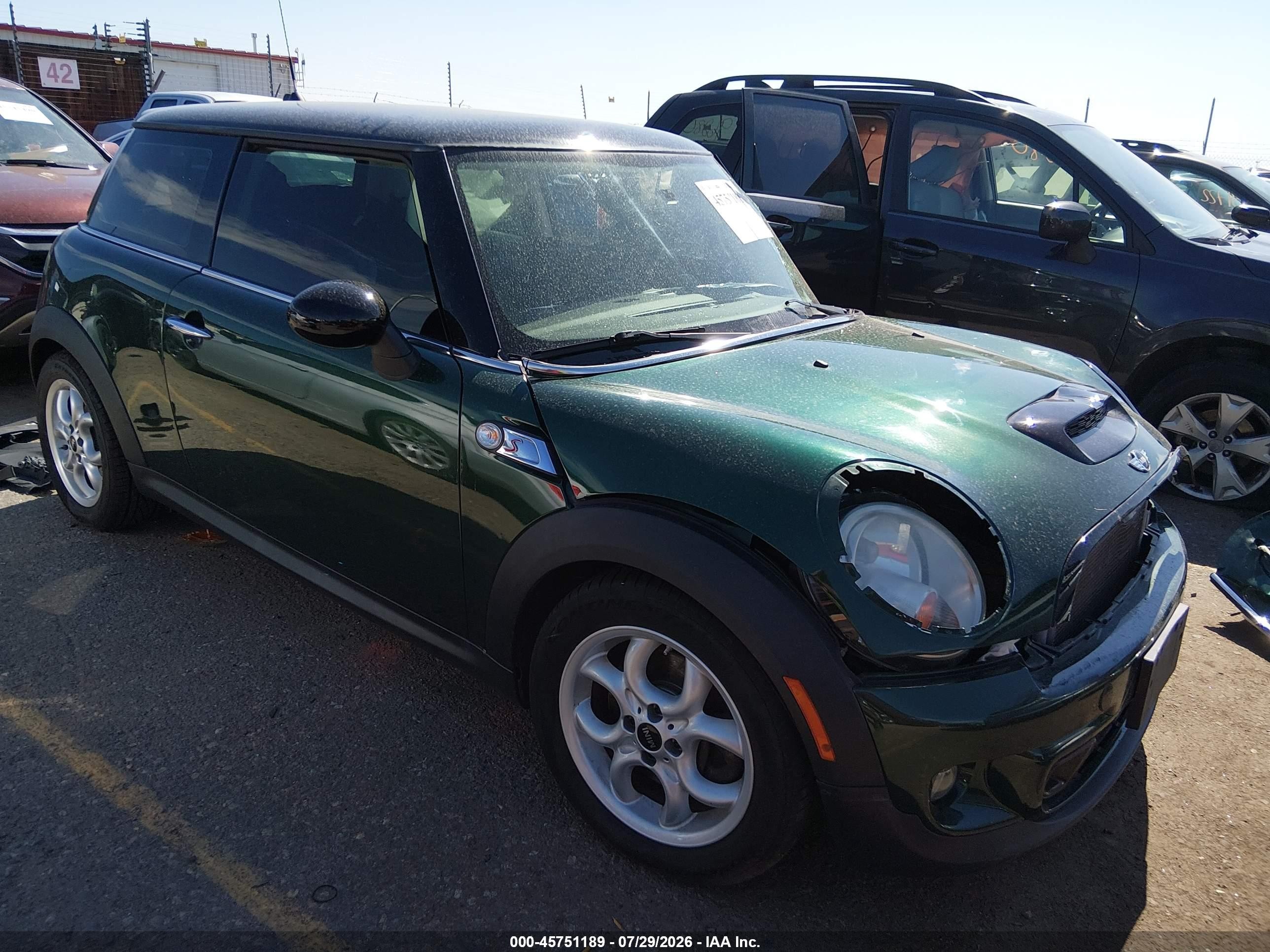 2011 Mini Cooper S   Green vin: WMWSV3C52BTY13258