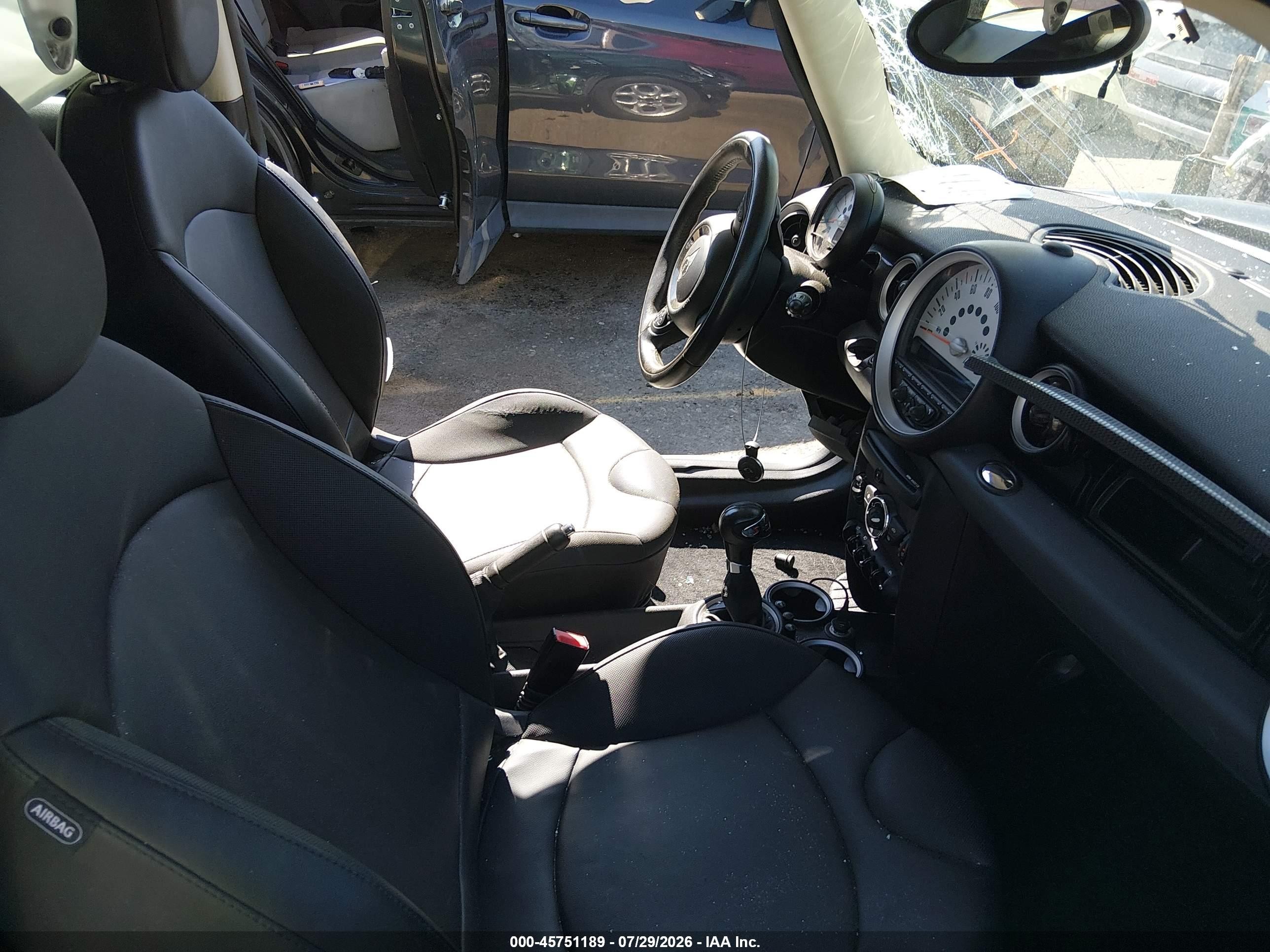 2011 Mini Cooper S   Green vin: WMWSV3C52BTY13258