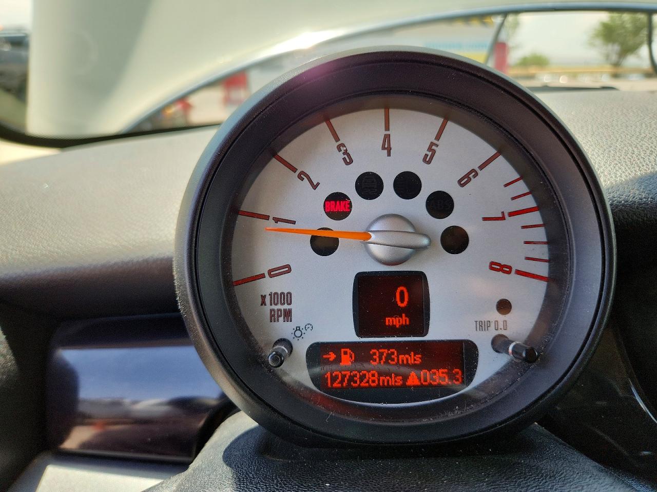 2011 Mini Cooper S White vin: WMWSV3C52BTY23076