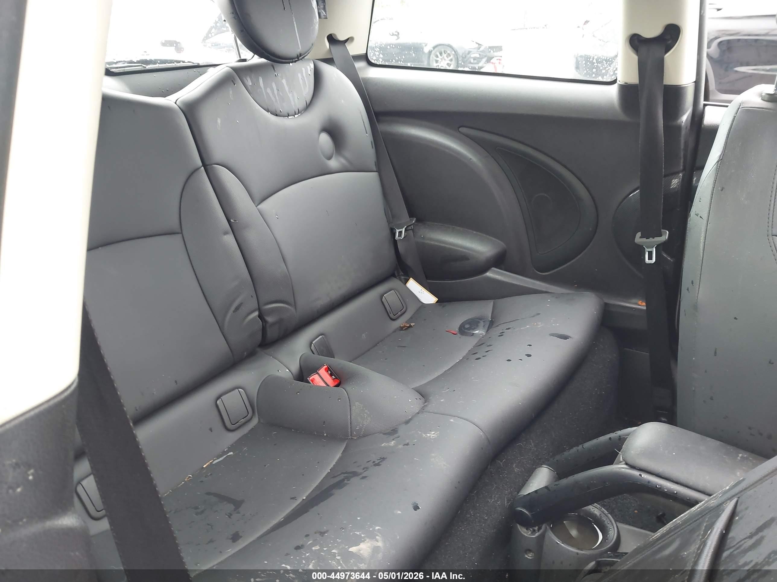 2012 Mini Cooper S   White vin: WMWSV3C52CTY29025