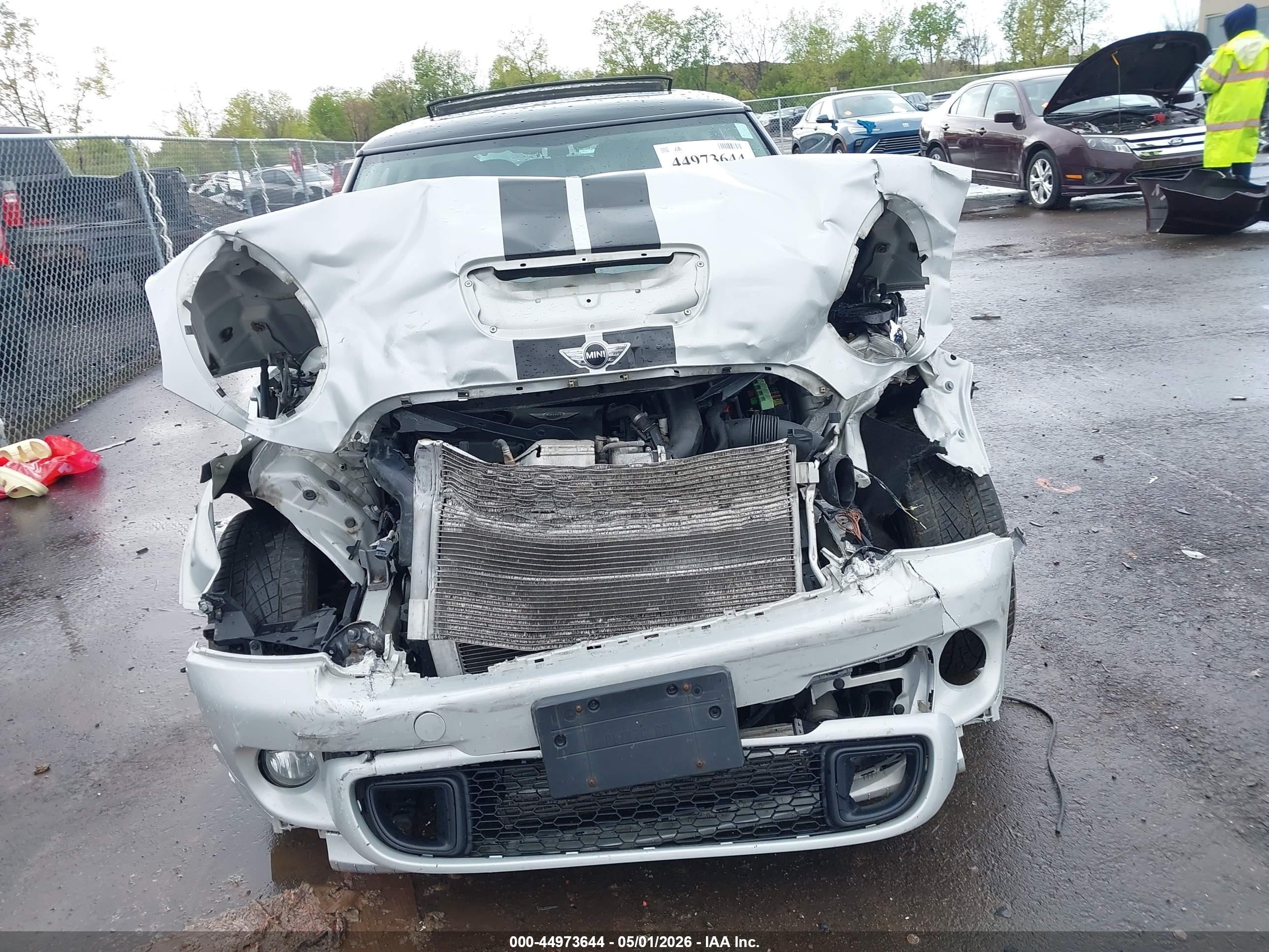 2012 Mini Cooper S   White vin: WMWSV3C52CTY29025