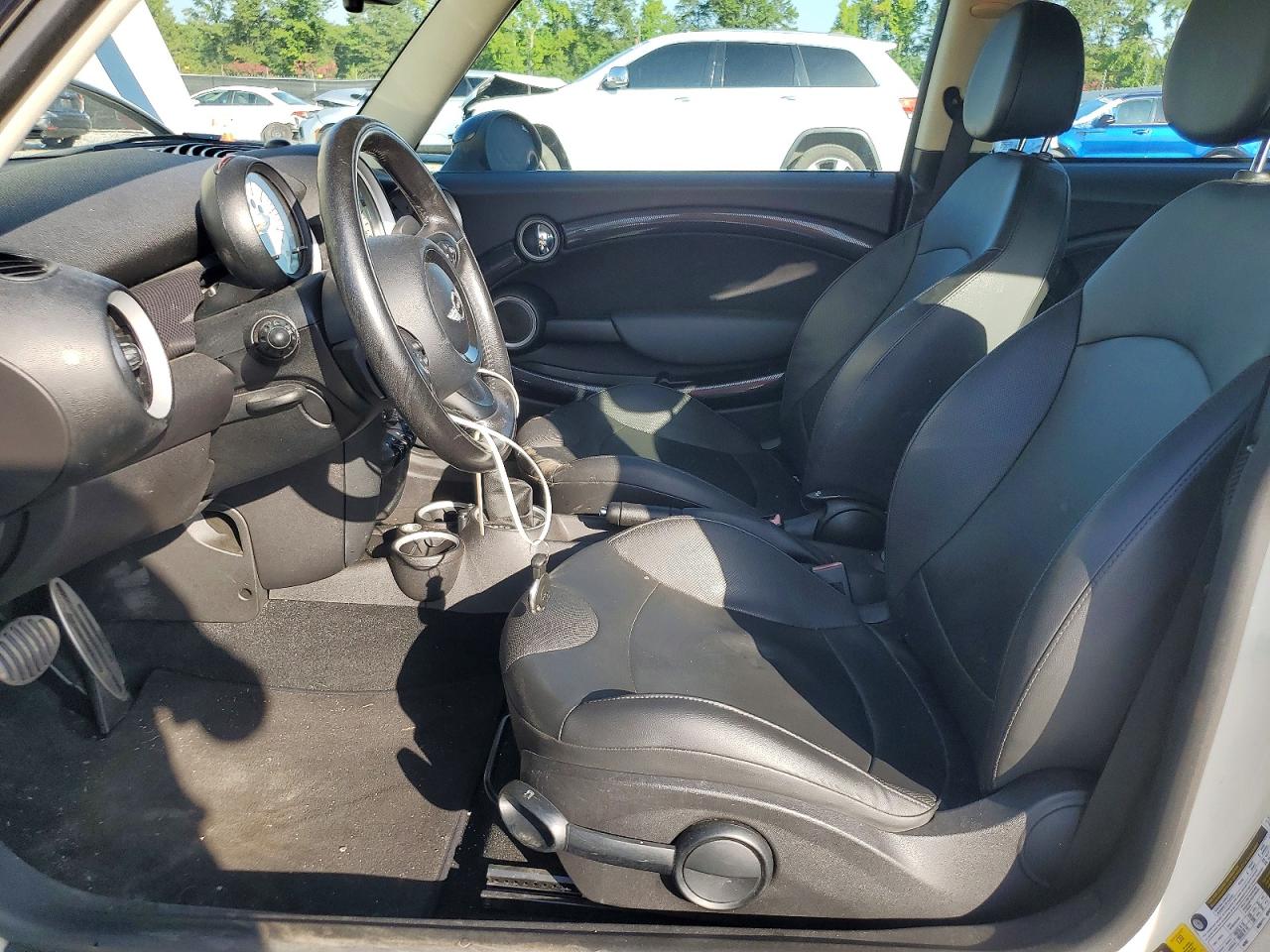 2013 Mini Cooper S White vin: WMWSV3C52DT389714