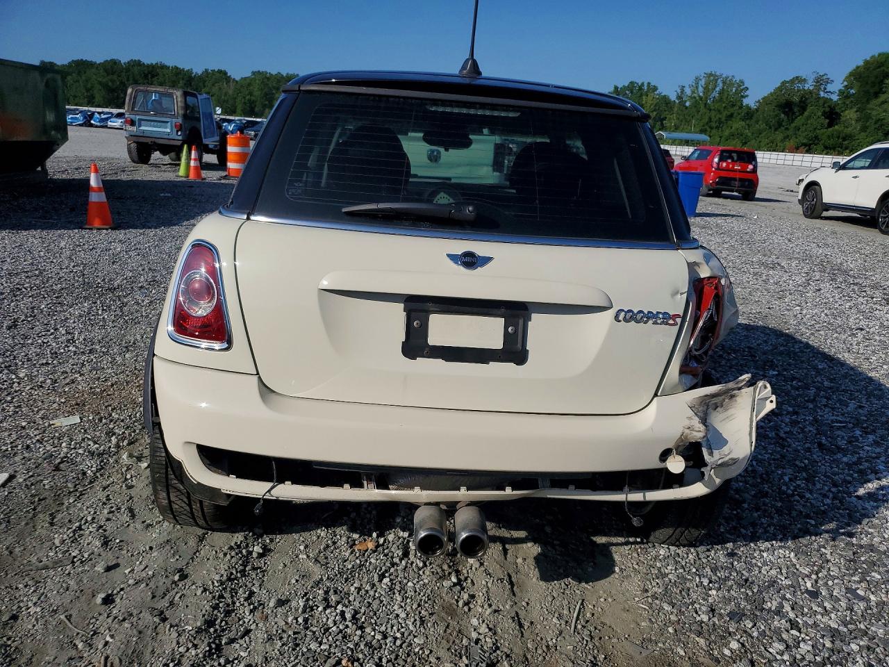 2013 Mini Cooper S White vin: WMWSV3C52DT389714