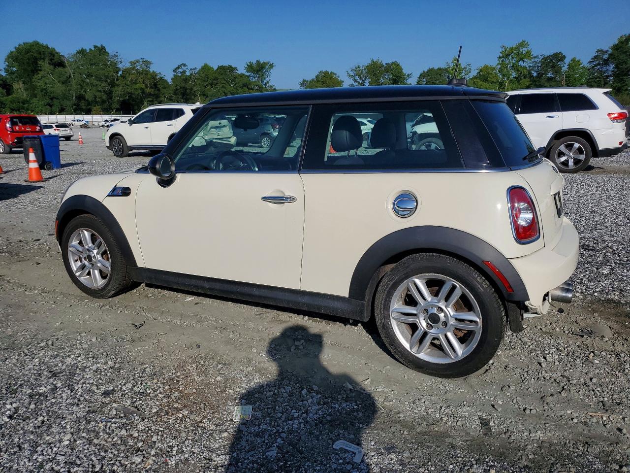 2013 Mini Cooper S White vin: WMWSV3C52DT389714