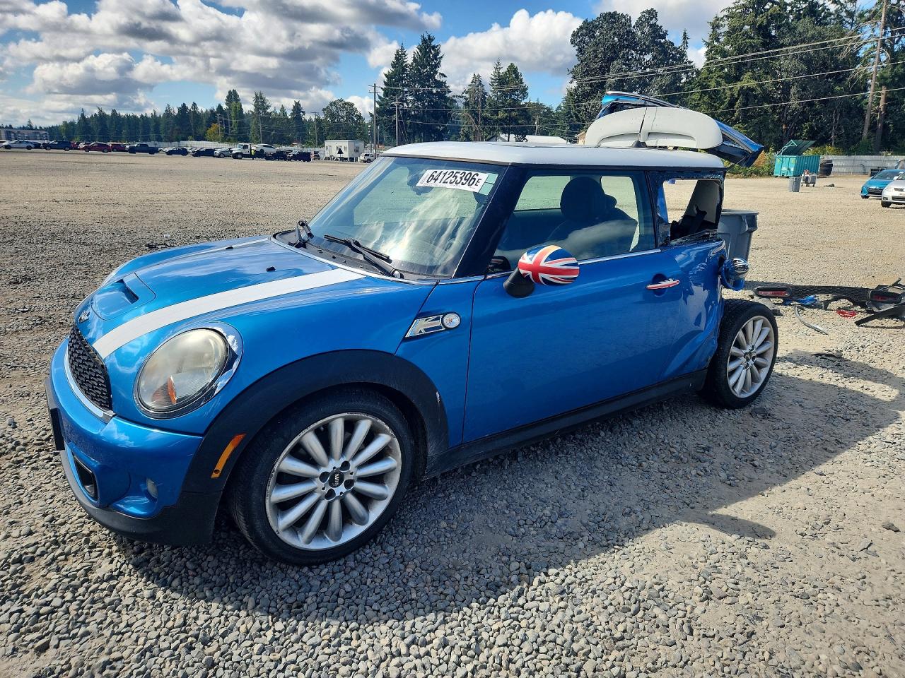 2011 Mini Cooper S Blue vin: WMWSV3C53BTY22650