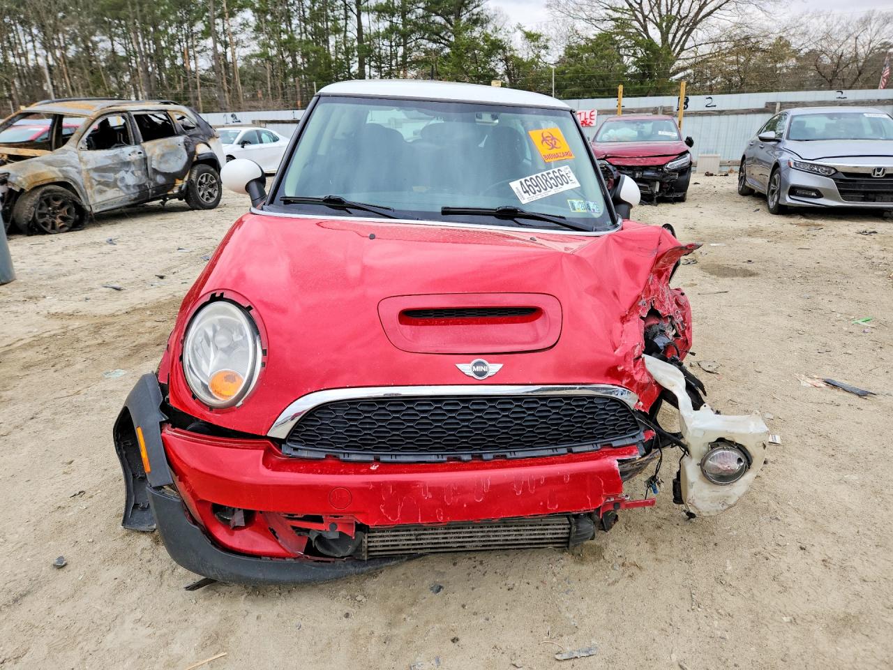 2011 Mini Cooper S Red vin: WMWSV3C53BTY23121