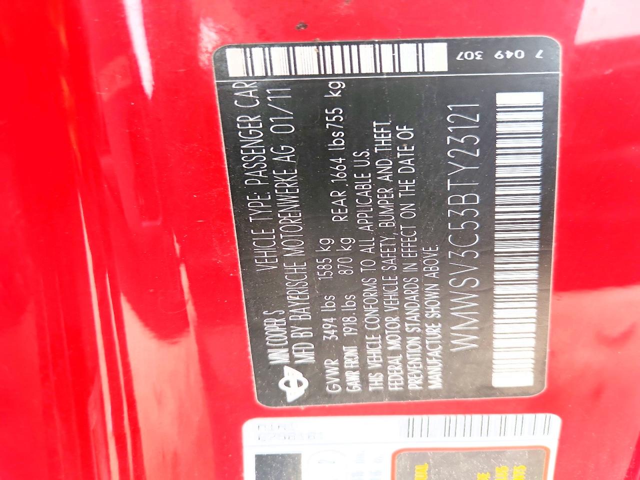 2011 Mini Cooper S Red vin: WMWSV3C53BTY23121