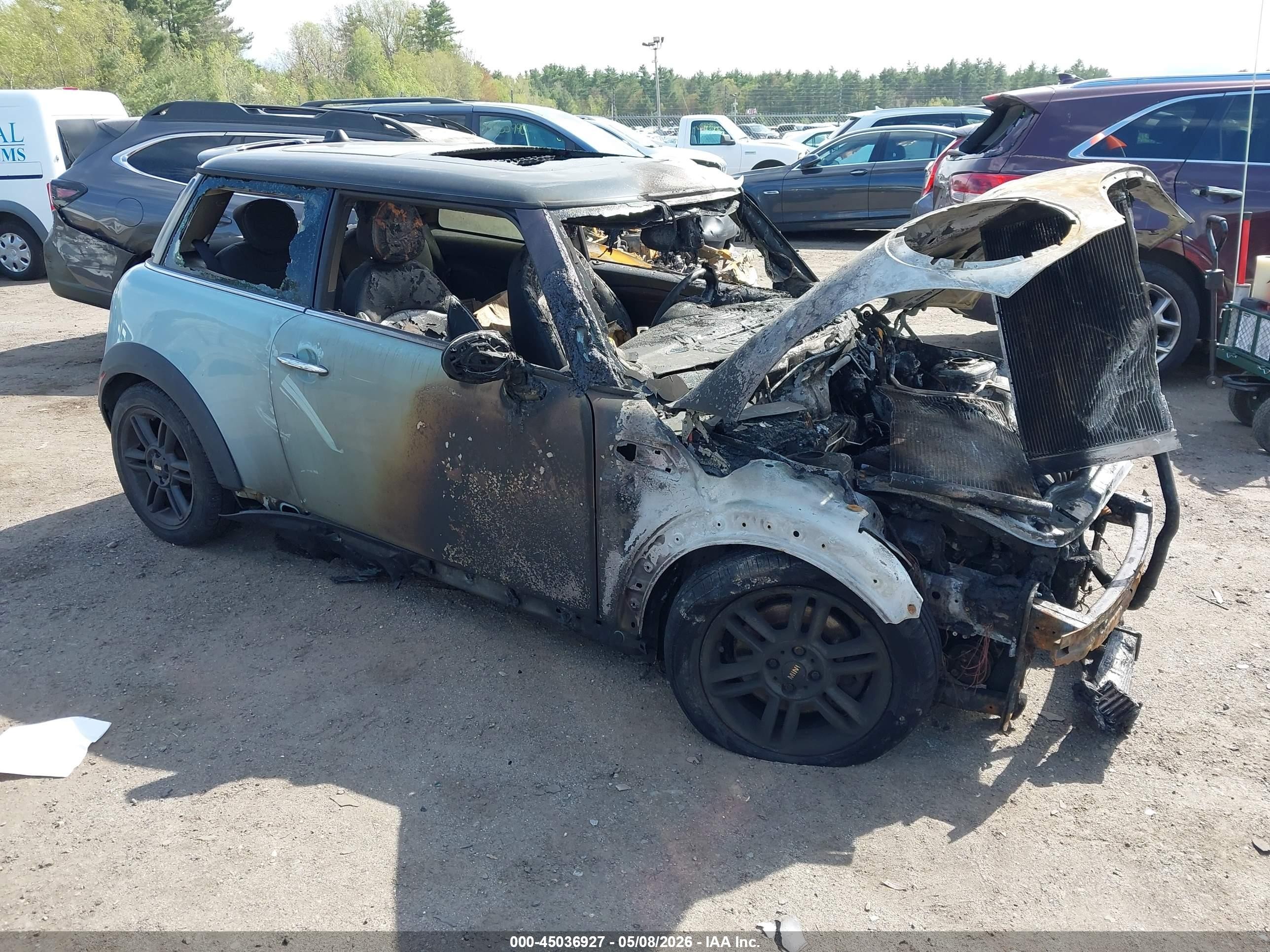 2011 Mini Cooper S Blue vin: WMWSV3C53BTY24852