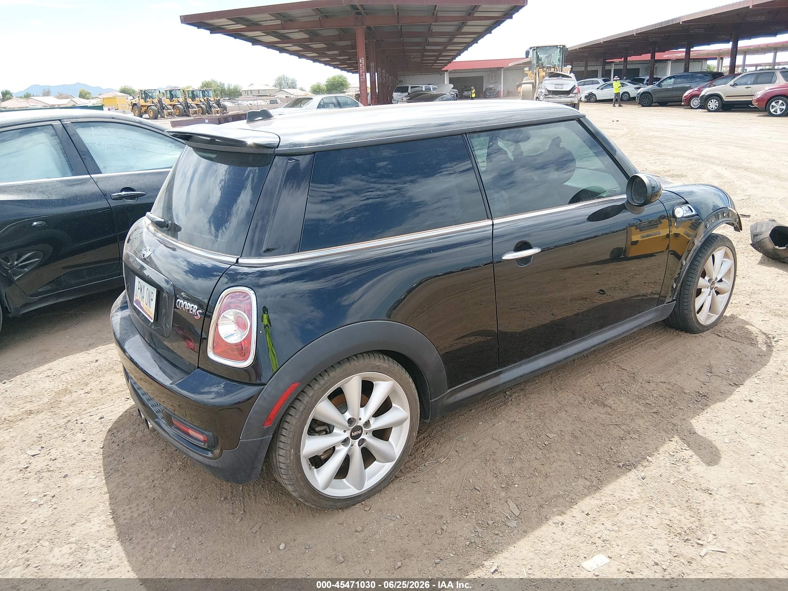 2013 Mini Hardtop Cooper S Black vin: WMWSV3C53DT389415