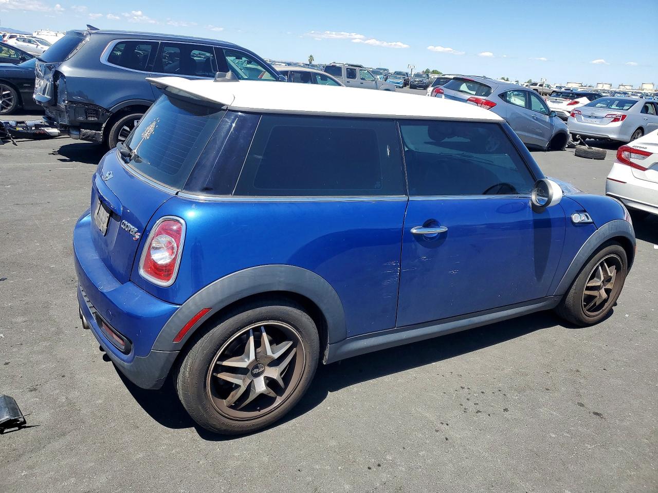 2013 Mini Cooper S Blue vin: WMWSV3C53DT391603