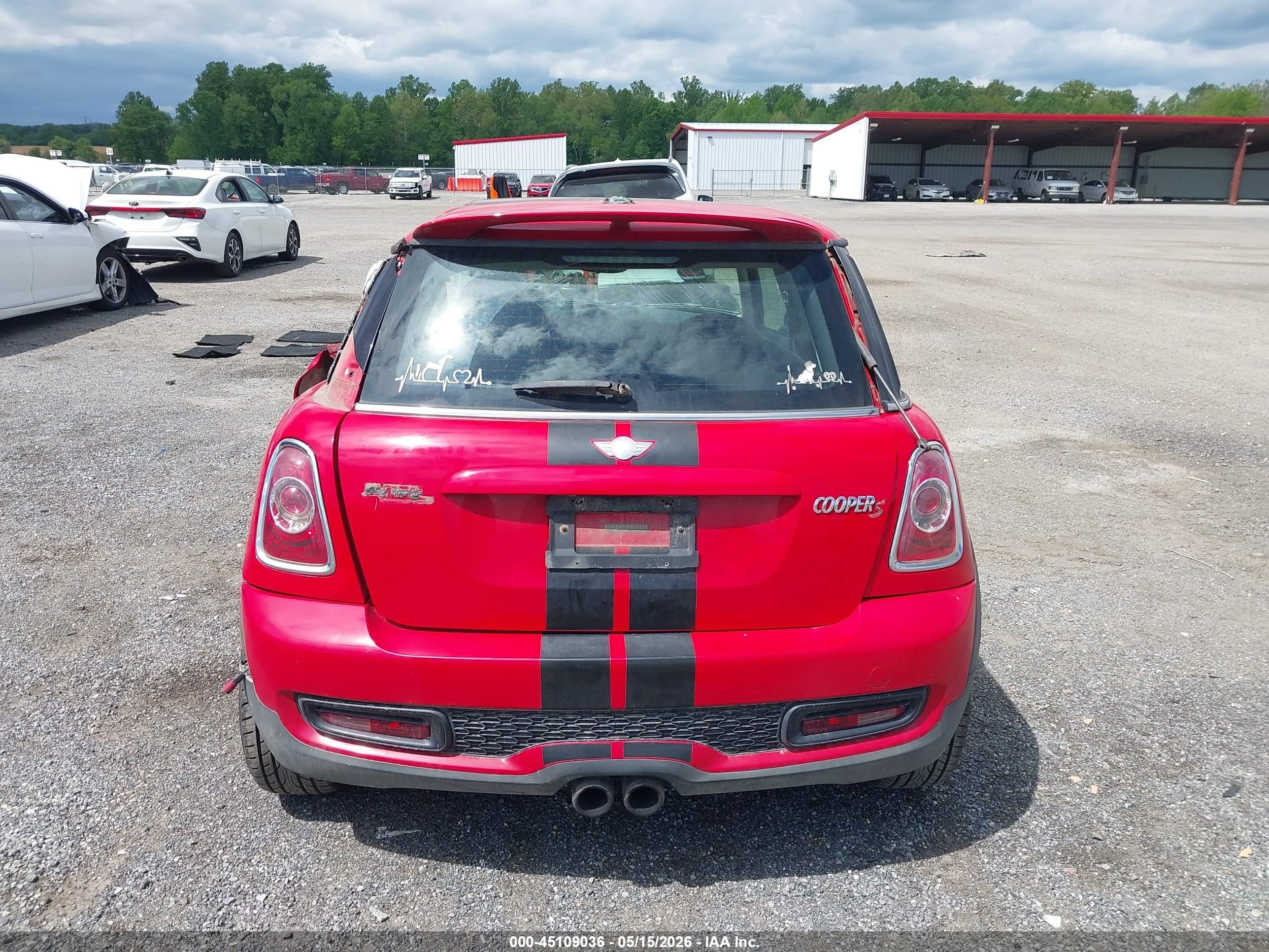 2013 Mini Hardtop Cooper S Red vin: WMWSV3C53DT477011