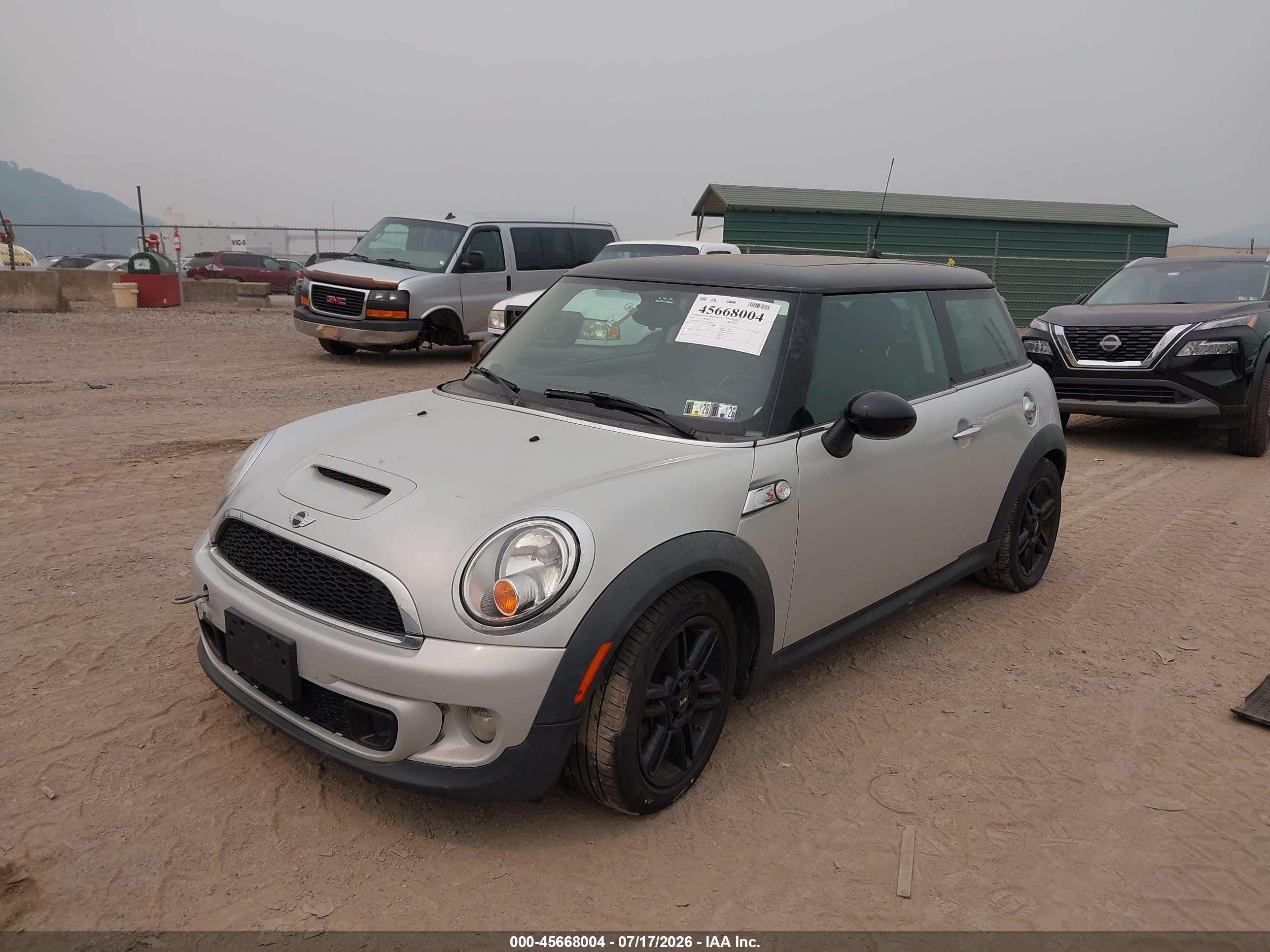 2013 Mini Hardtop Cooper S Silver vin: WMWSV3C53DT478482