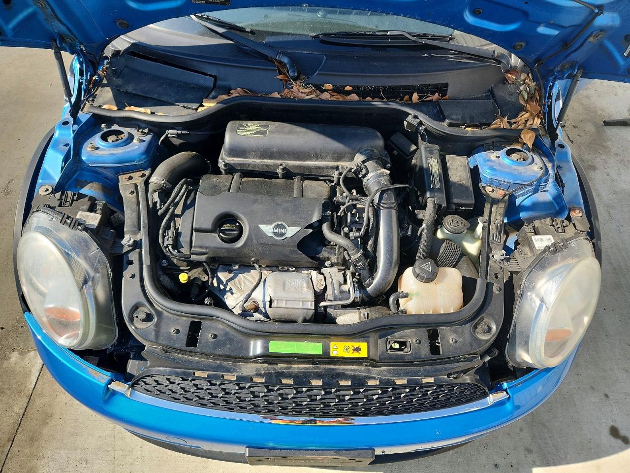 2011 Mini Cooper S Blue vin: WMWSV3C54BTY13293