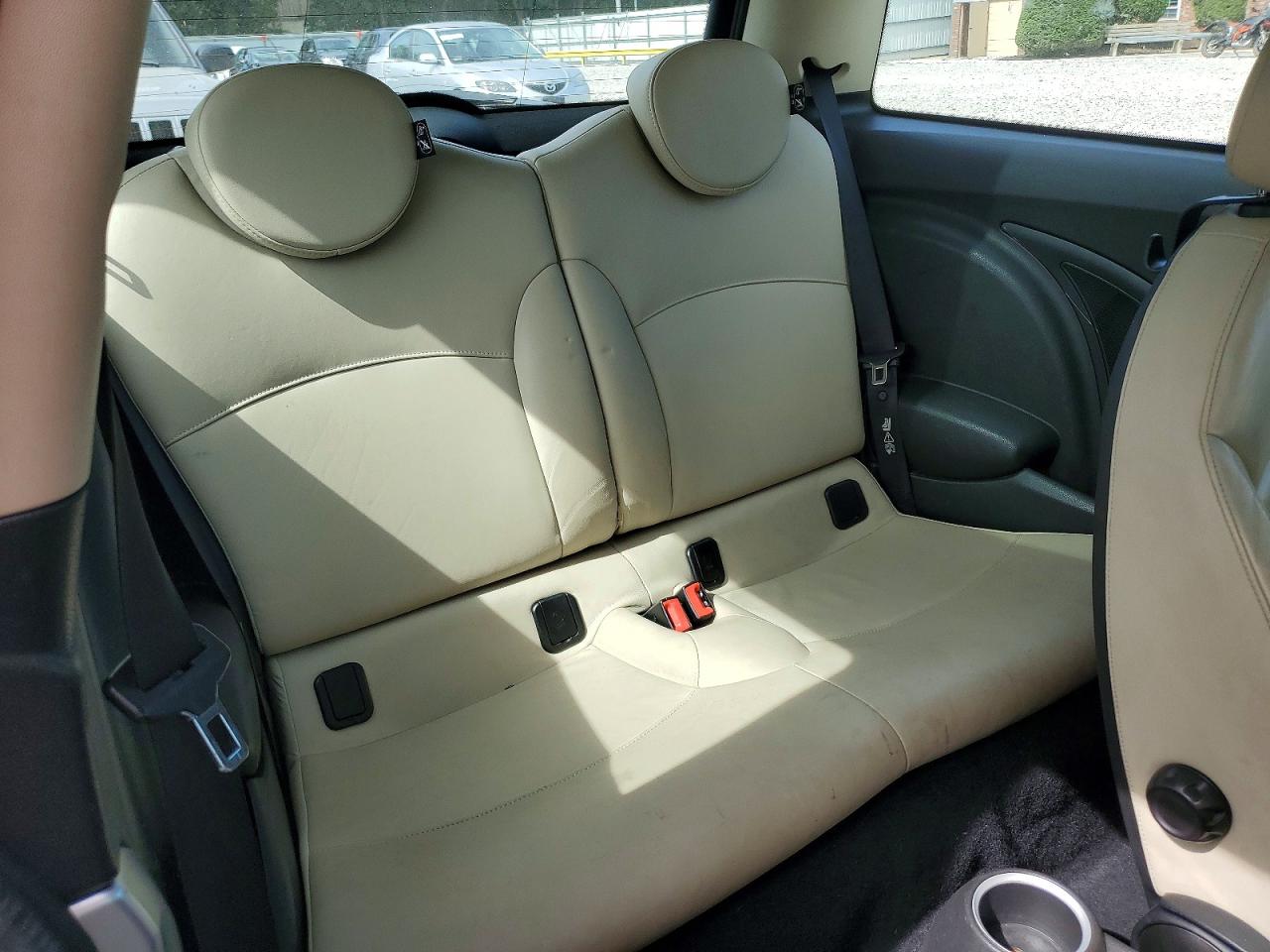 2011 Mini Cooper S Silver vin: WMWSV3C54BTY21023