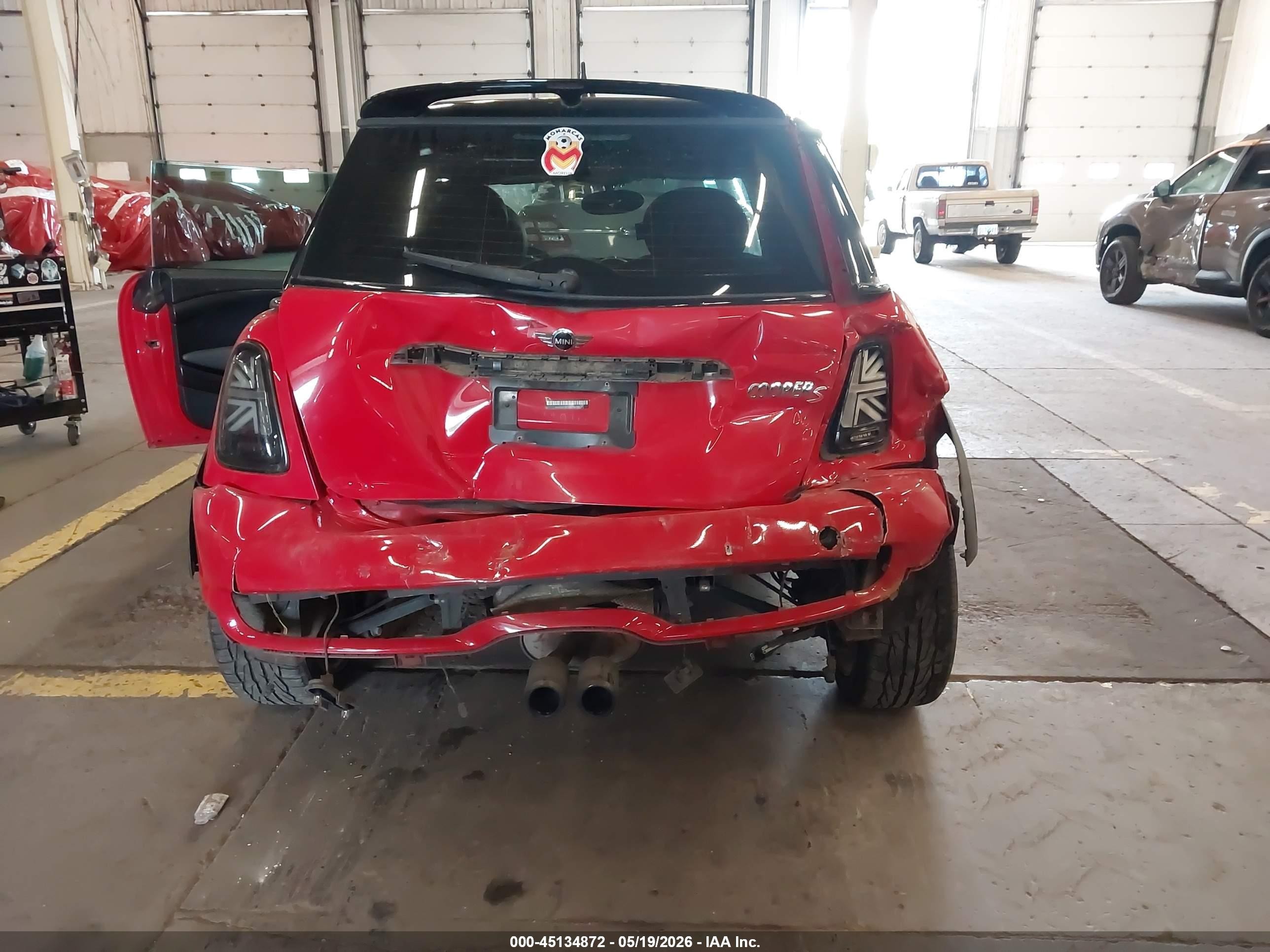 2011 Mini Cooper S   Red vin: WMWSV3C54BTY21149