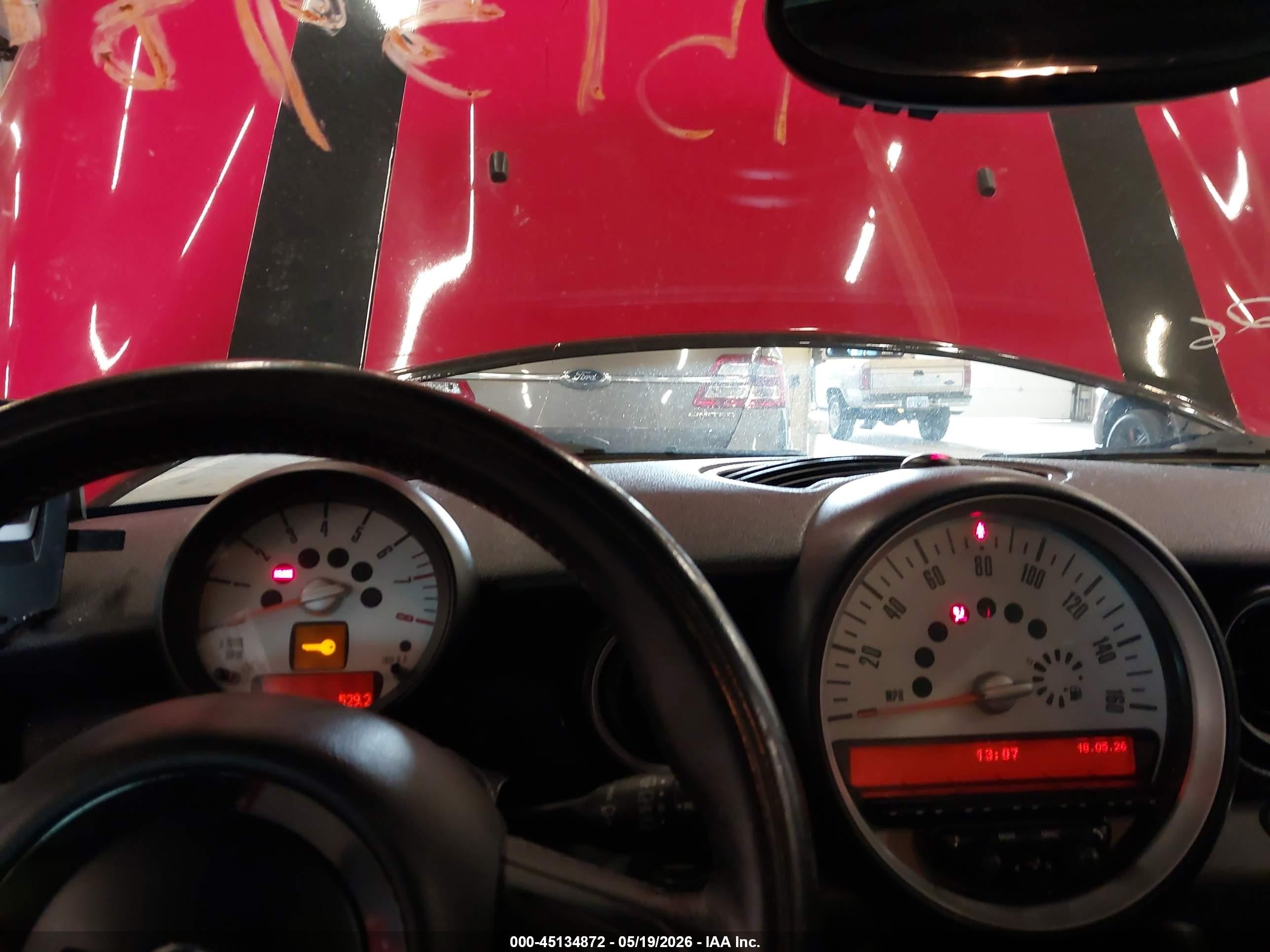 2011 Mini Cooper S   Red vin: WMWSV3C54BTY21149
