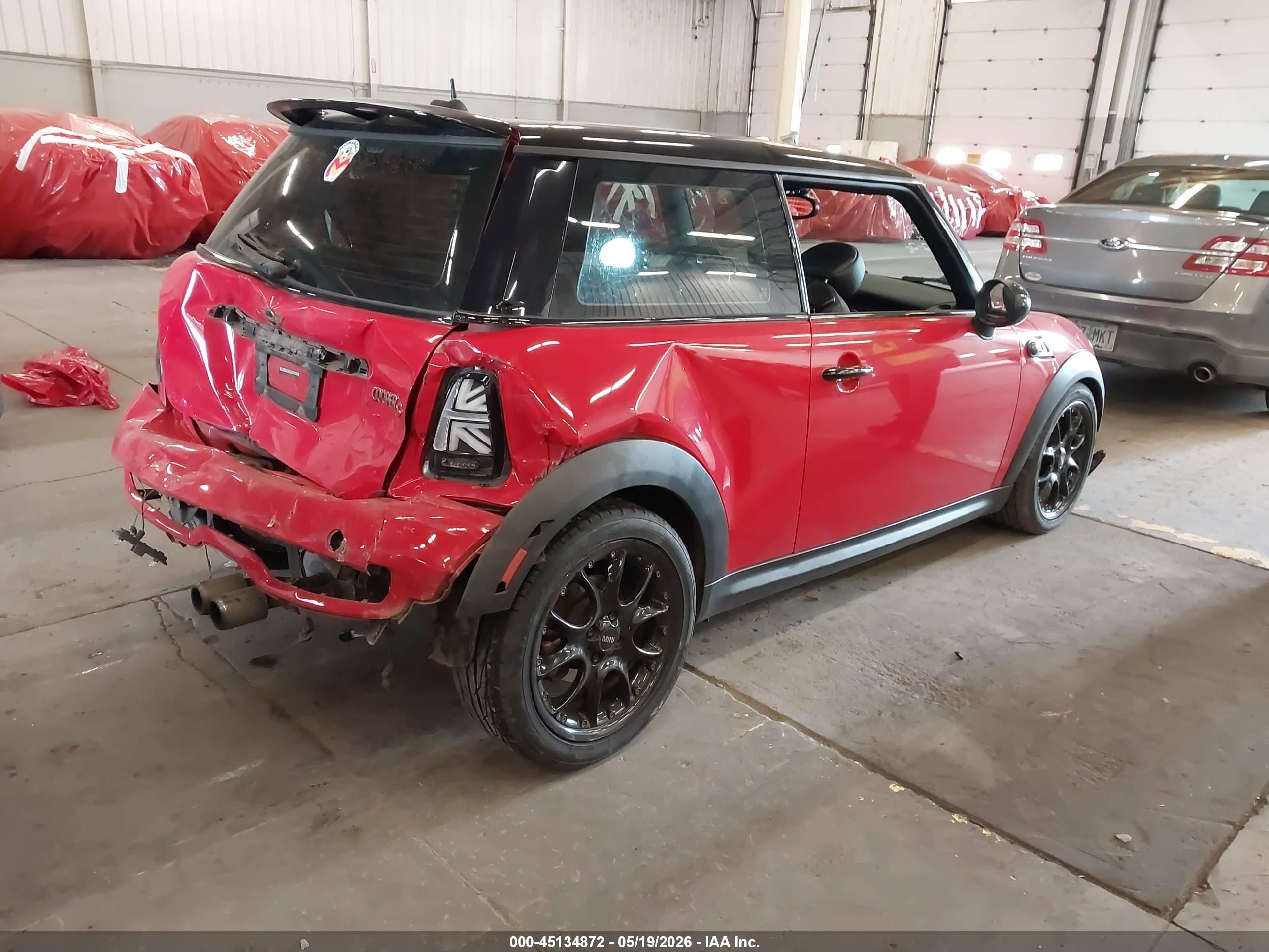2011 Mini Cooper S   Red vin: WMWSV3C54BTY21149