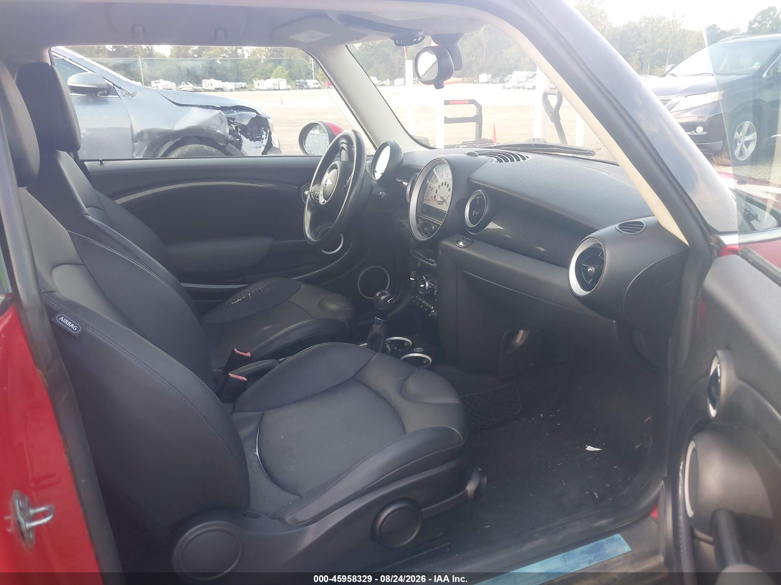 2012 Mini Cooper S   Red vin: WMWSV3C54CTY16387
