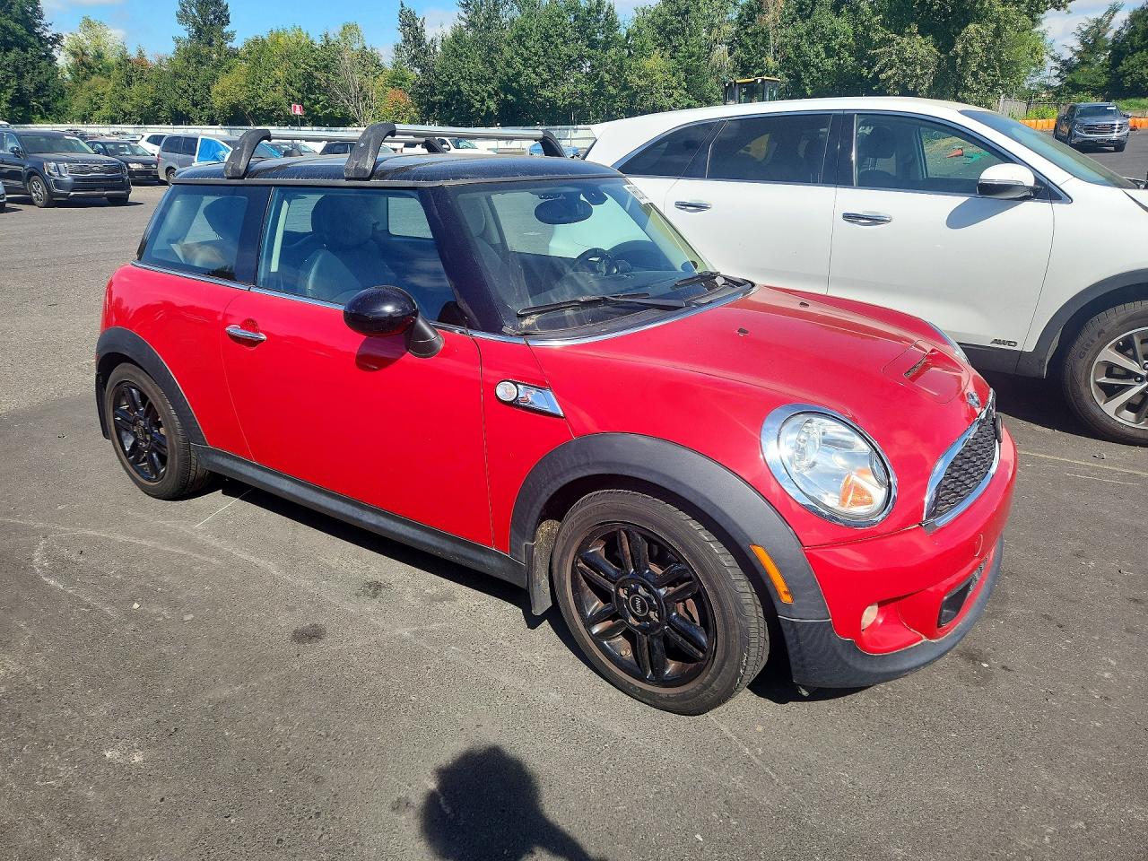 2012 Mini Cooper S Red vin: WMWSV3C54CTY16860