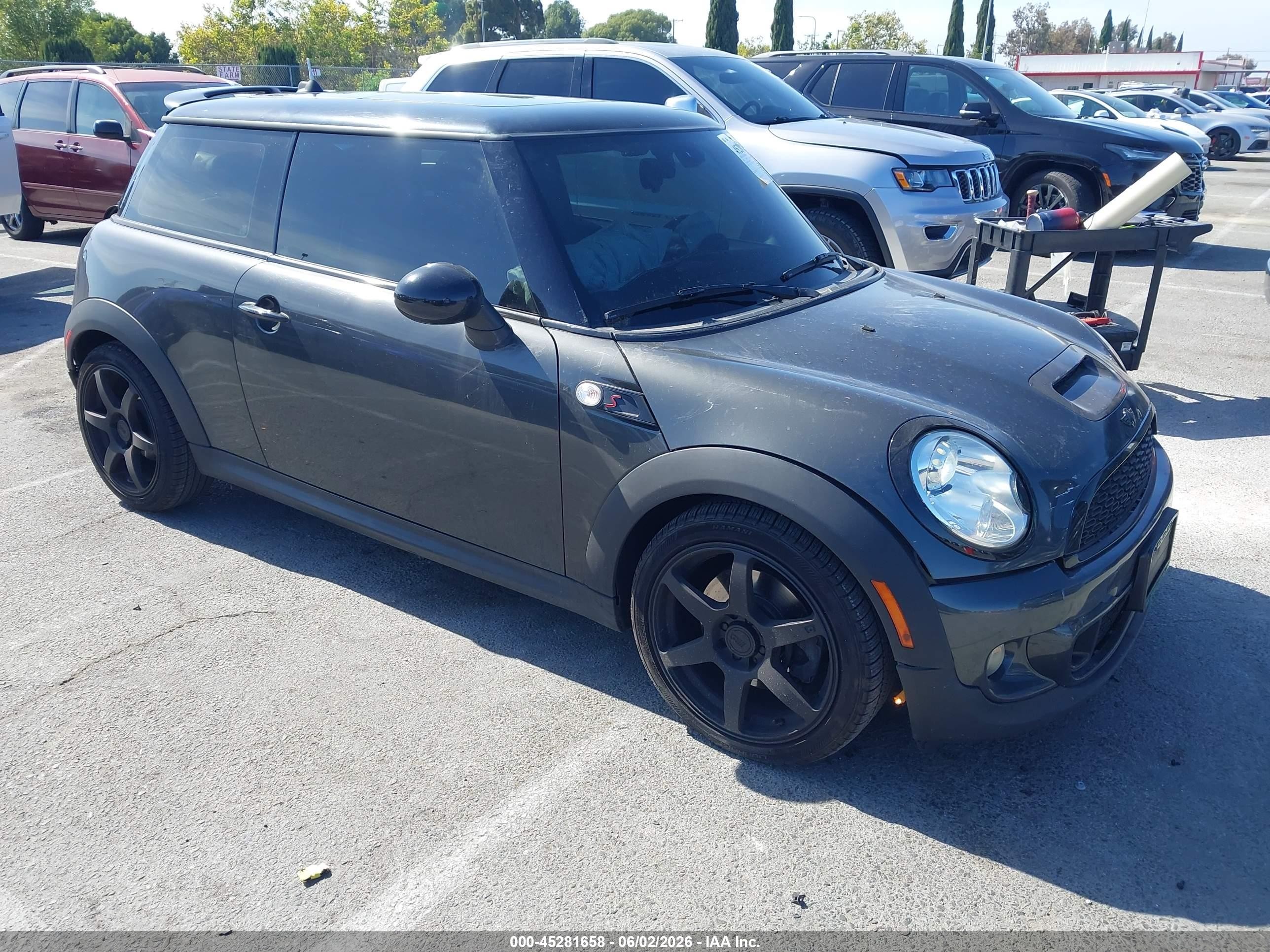 2013 Mini Hardtop Cooper S Gray vin: WMWSV3C54DT392789