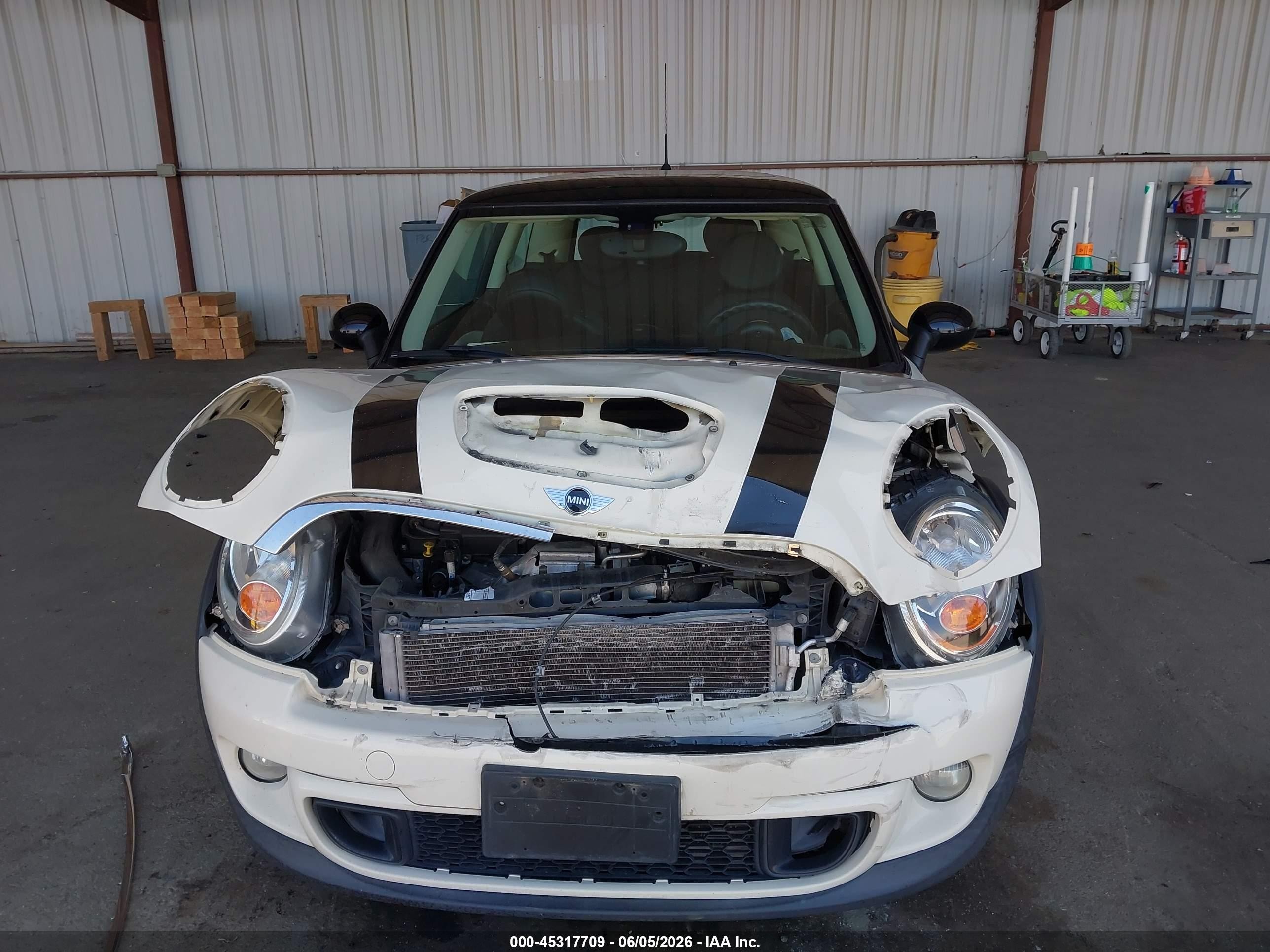 2013 Mini Hardtop Cooper S Beige vin: WMWSV3C54DT393215