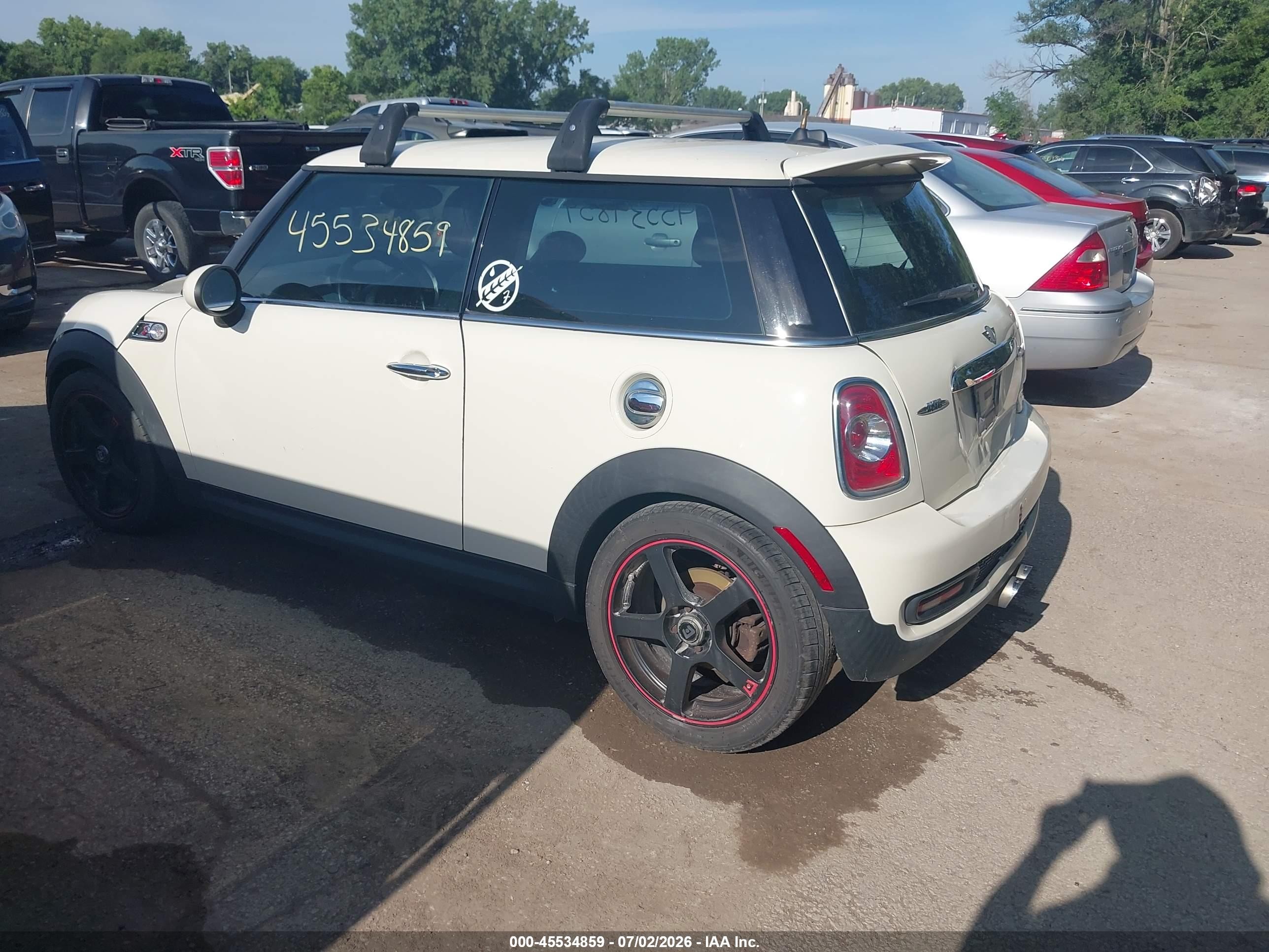 2013 Mini Hardtop Cooper S White vin: WMWSV3C54DT477633