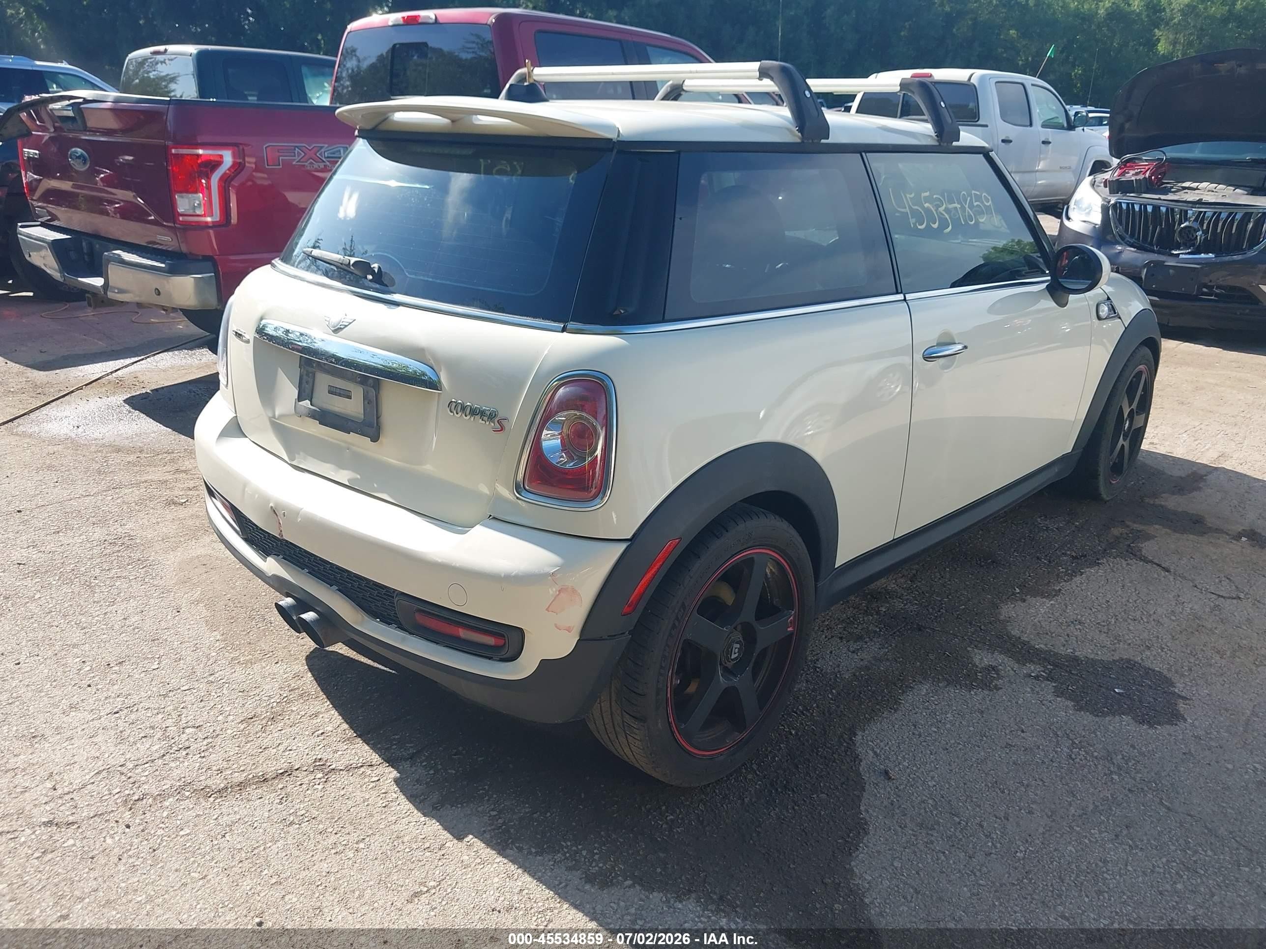 2013 Mini Hardtop Cooper S White vin: WMWSV3C54DT477633