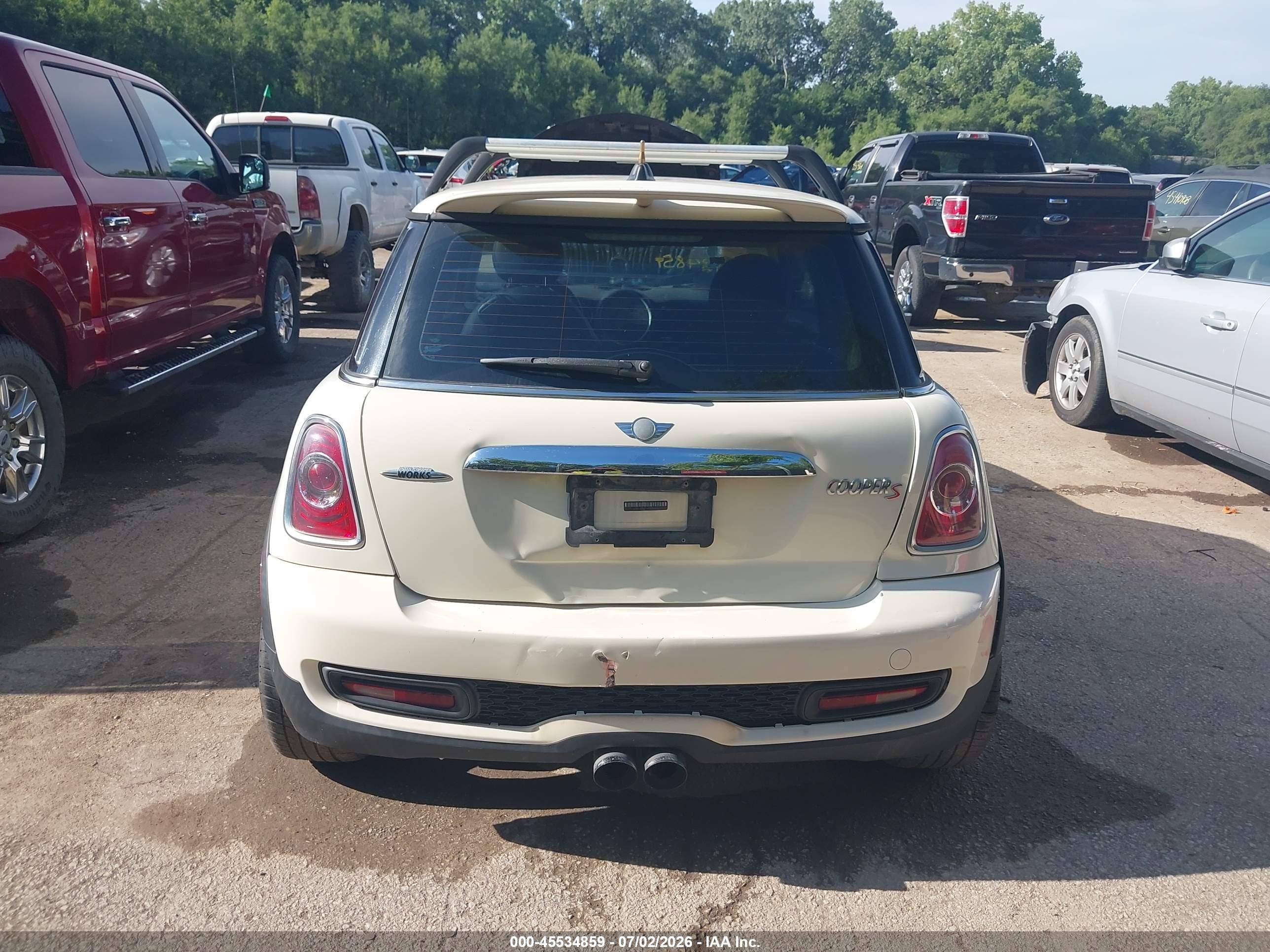 2013 Mini Hardtop Cooper S White vin: WMWSV3C54DT477633